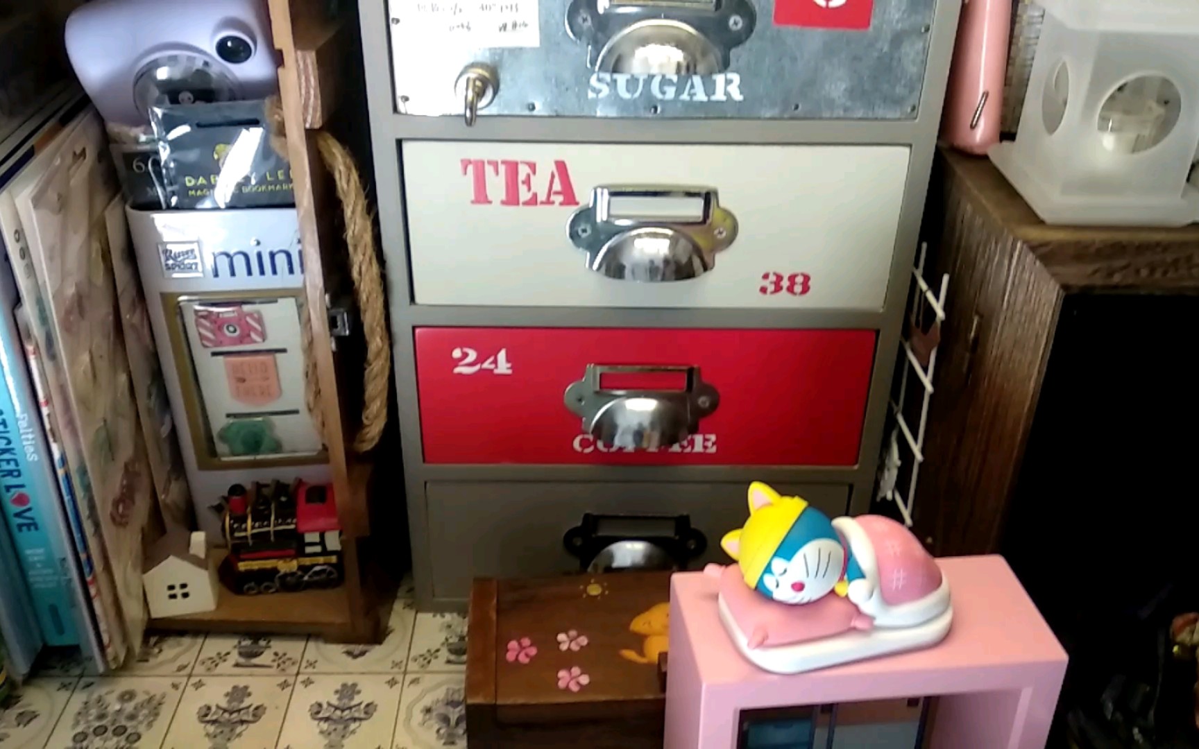 【日常】恋物癖的收藏日志:复古收纳柜1