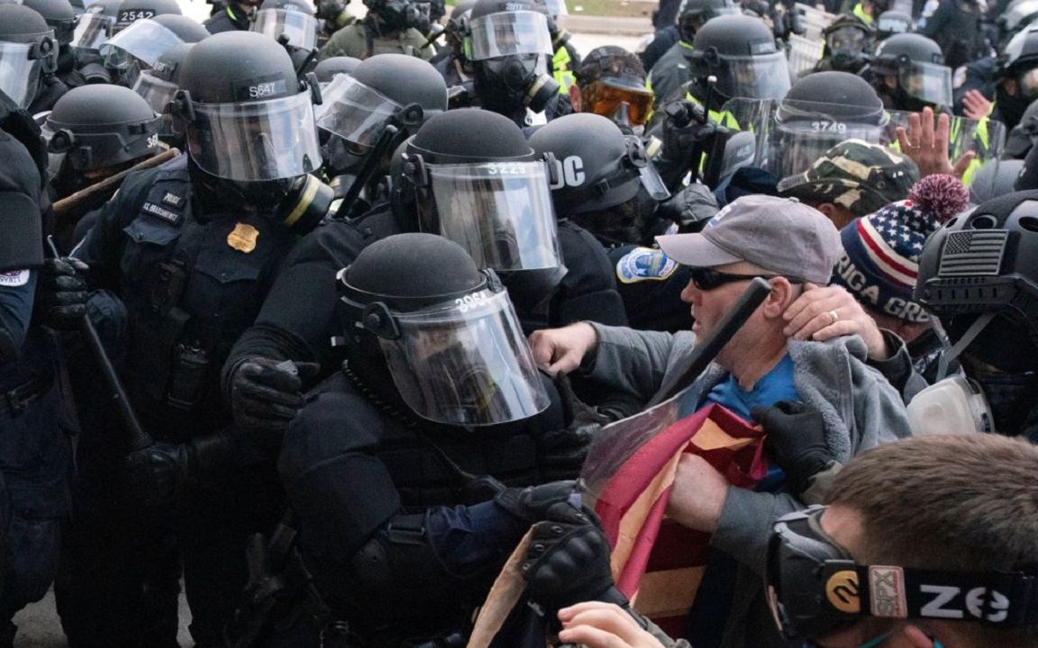 活动作品社会分裂枪支暴力泛滥疫情肆虐让美国再次伟大已成笑话