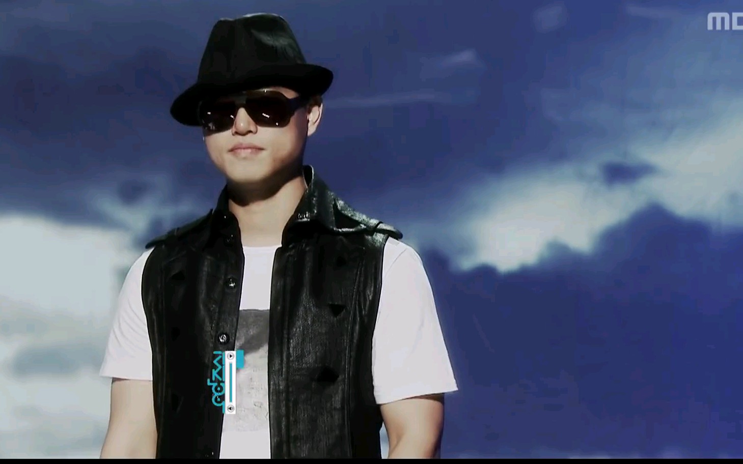 gary组合leessang代表作之一《不能分手的女人不能离开的男人》mv