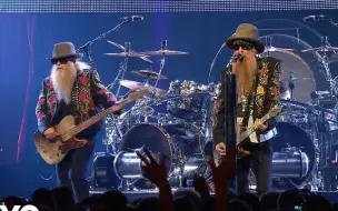 Download Video: ZZ Top - Gimme All Your Lovin (Live)