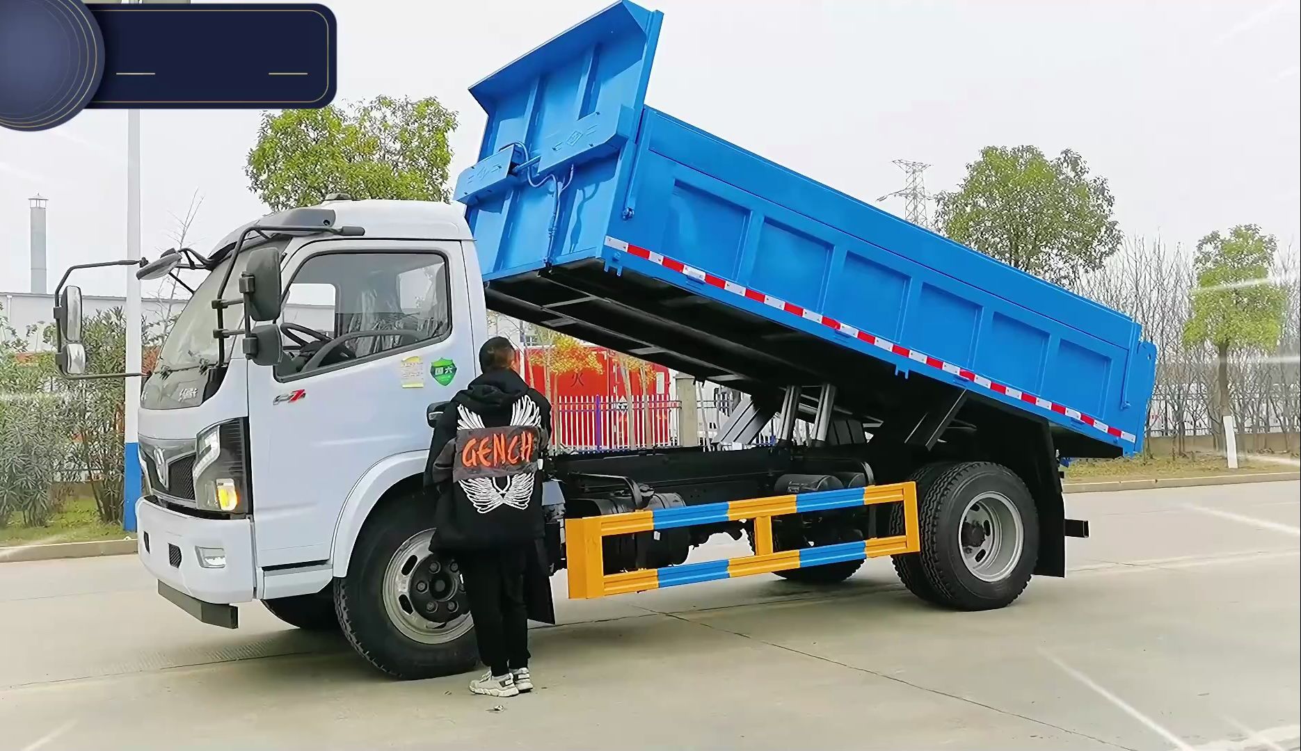 东风7方8方自卸式垃圾车厂家供应 选装环保盖自卸方式后卸式