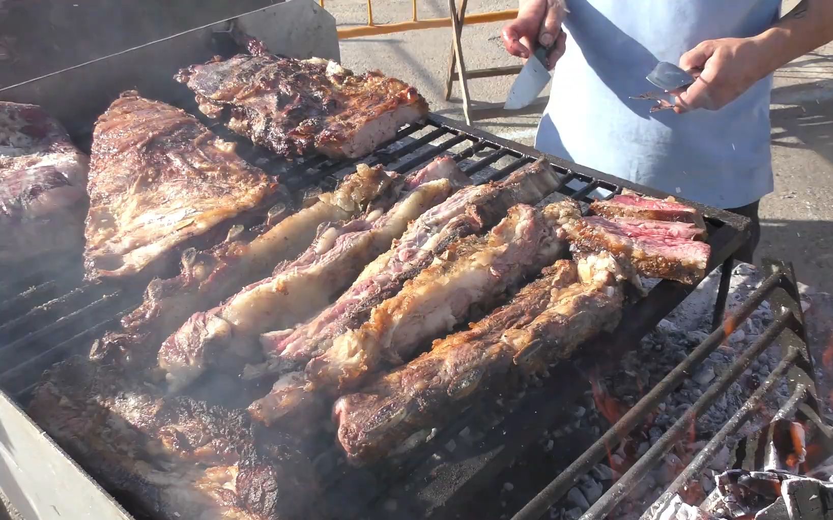 瓦伦西亚街头美食西班牙阿根廷烤肉嘉年华节