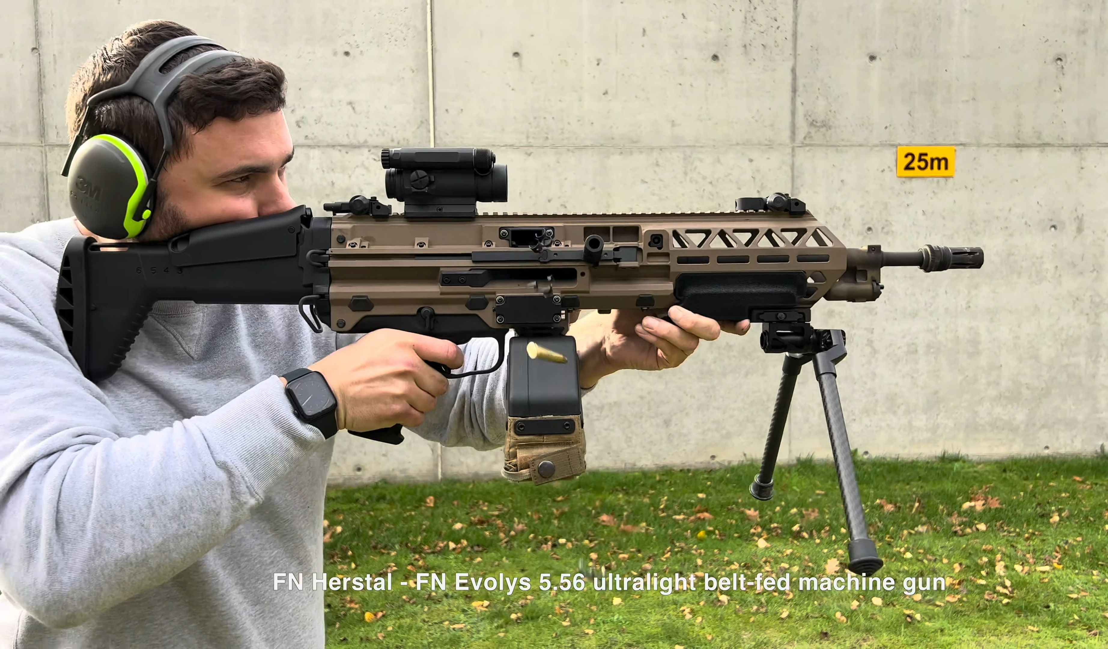 5.56mm口径fn evolys机枪全自动射击