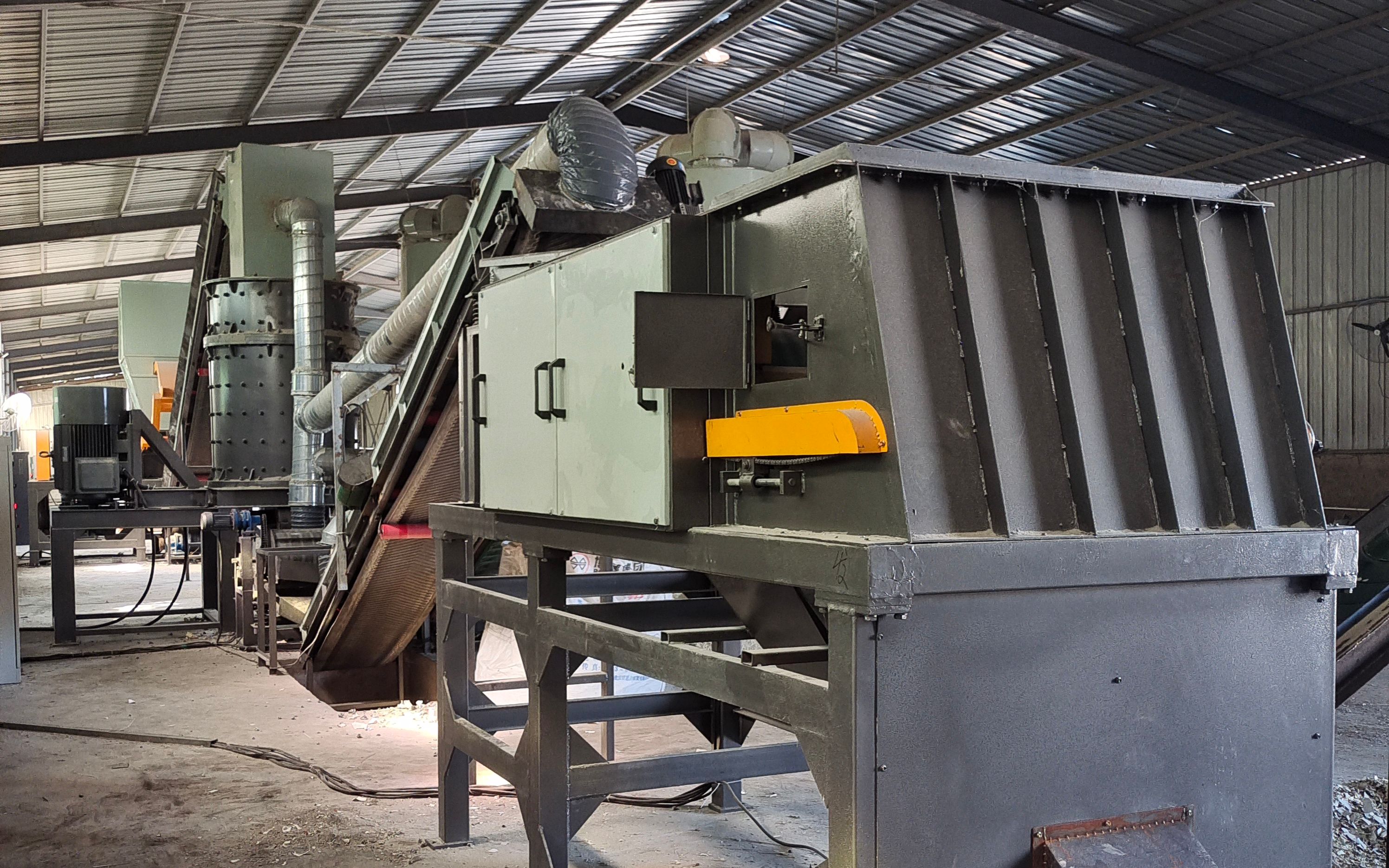 废冰箱粉碎机/仟川冰柜破碎生产线/废冰箱分选设备