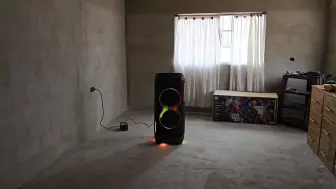 jbl partybox ut 室内恐怖的低音 户外蓝牙音箱