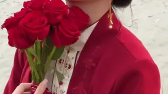 Tải video: 这件汉元素美的这么突出是认真的吗？？？