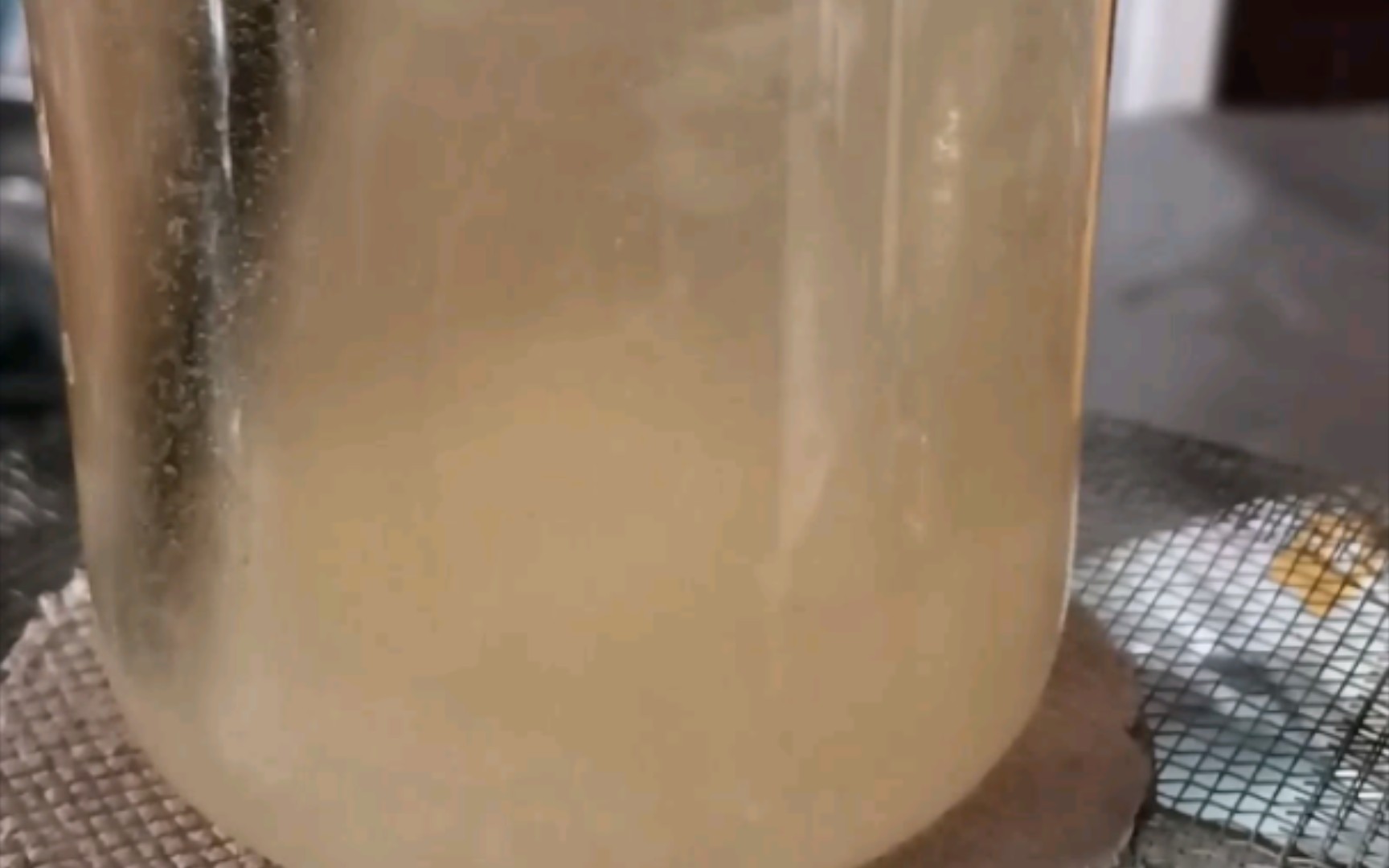 如何将250g蔗糖溶解在50g水中