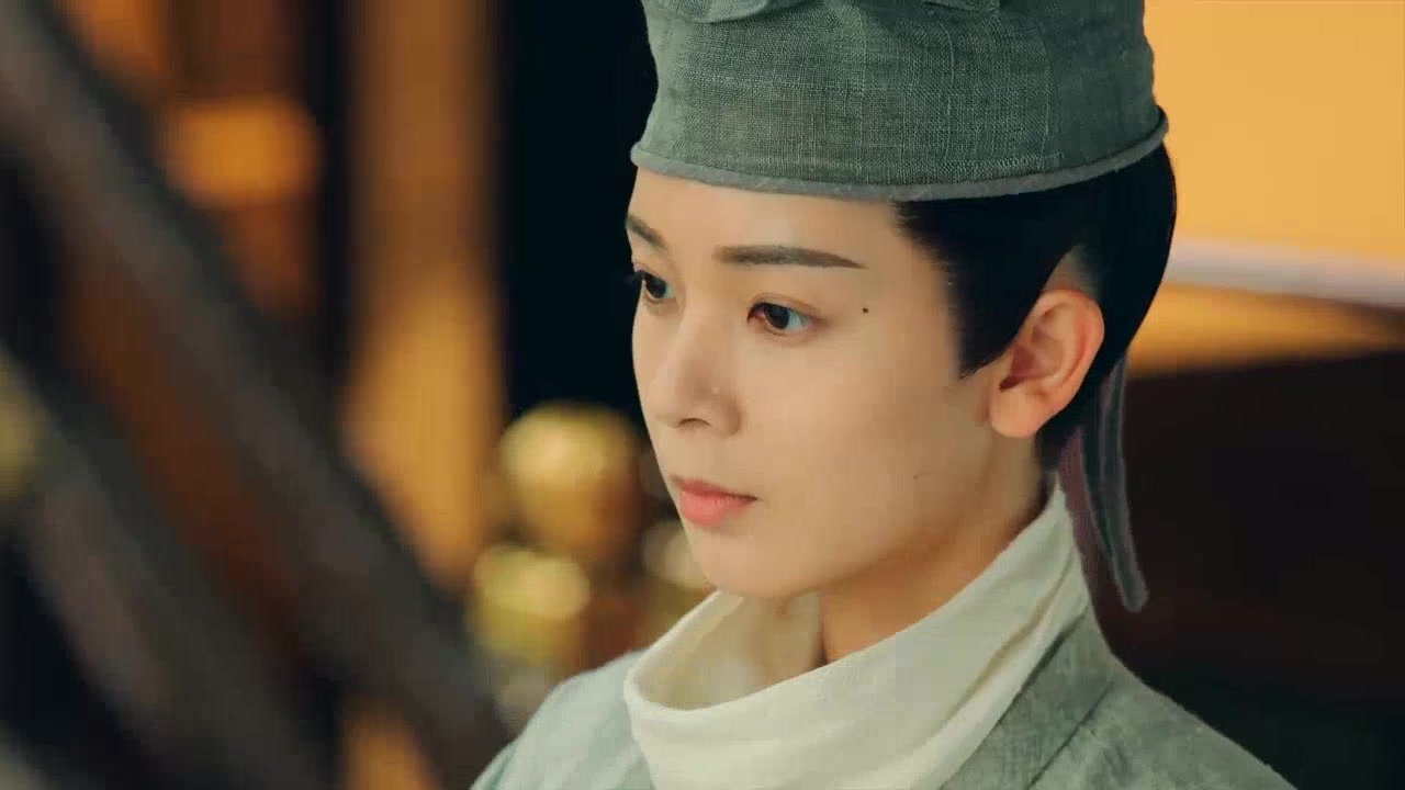 男装大佬岳绮罗女扮男装英姿飒爽