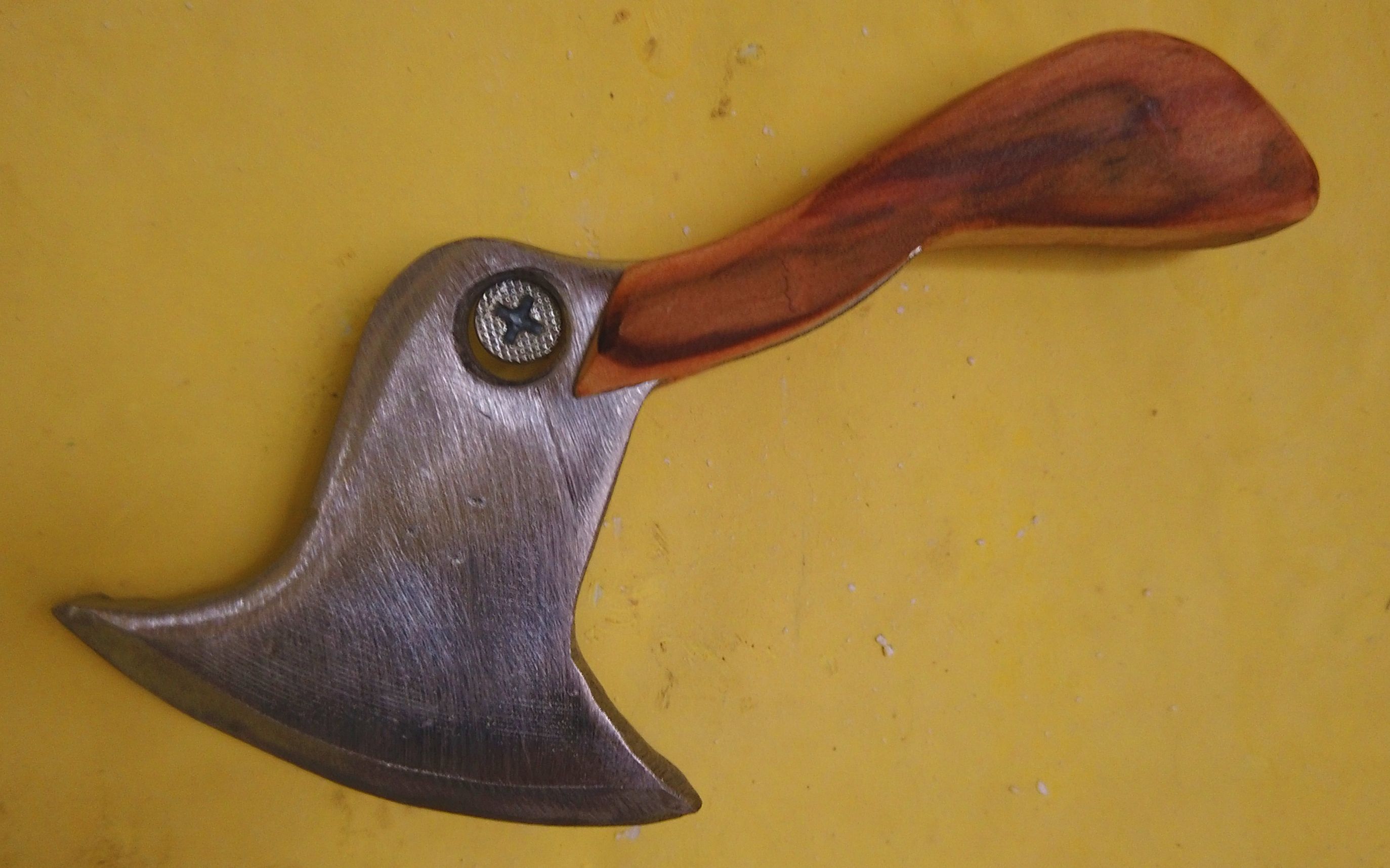 废物变宝物,匠人纯手工打造文艺又复古的小斧头!