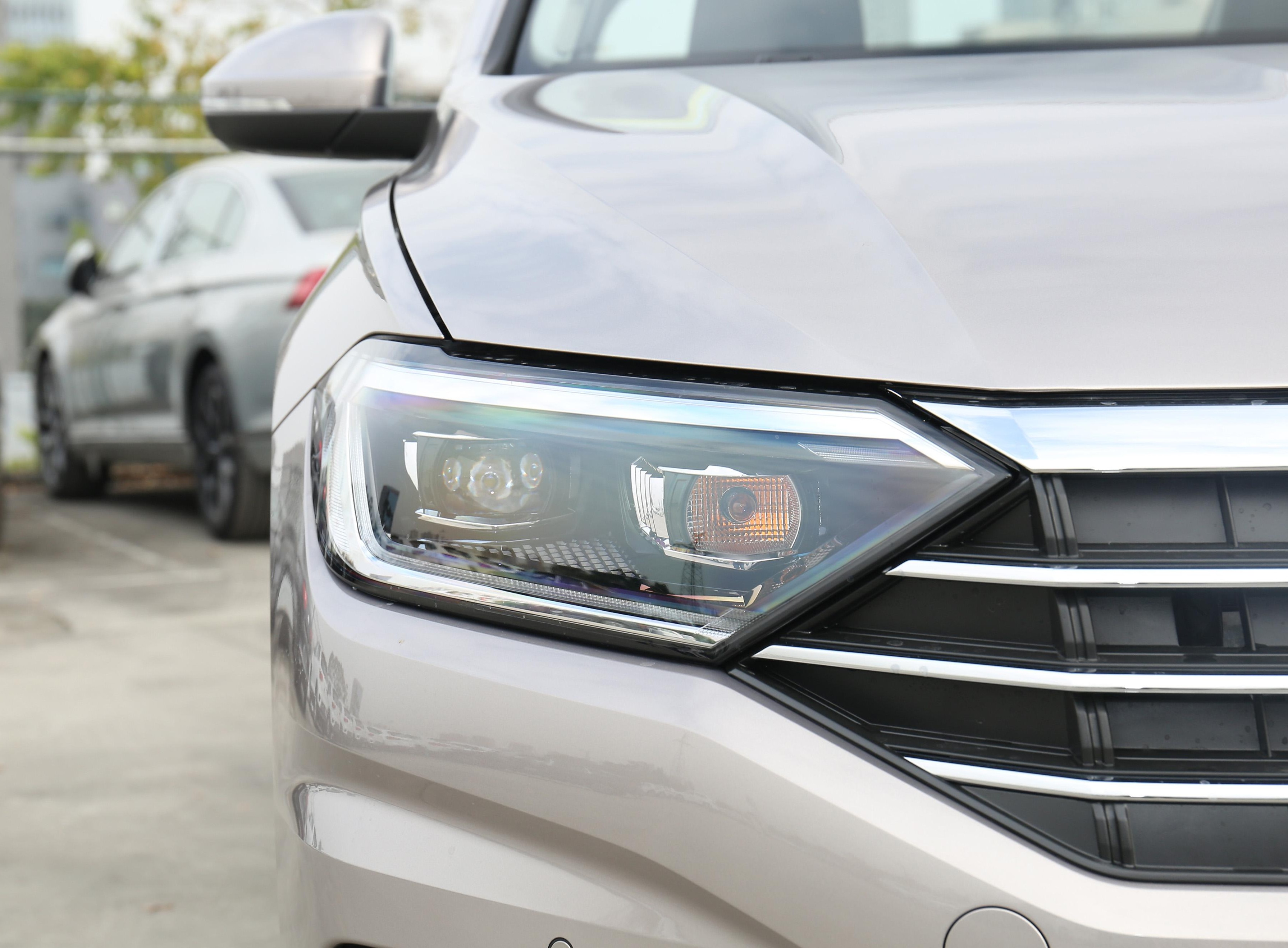 21款新速腾车灯大灯升级改装激光led透镜