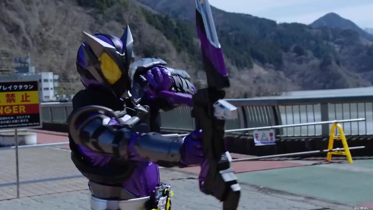 假面骑士01金属原子簇蝗虫vs假面骑士灭