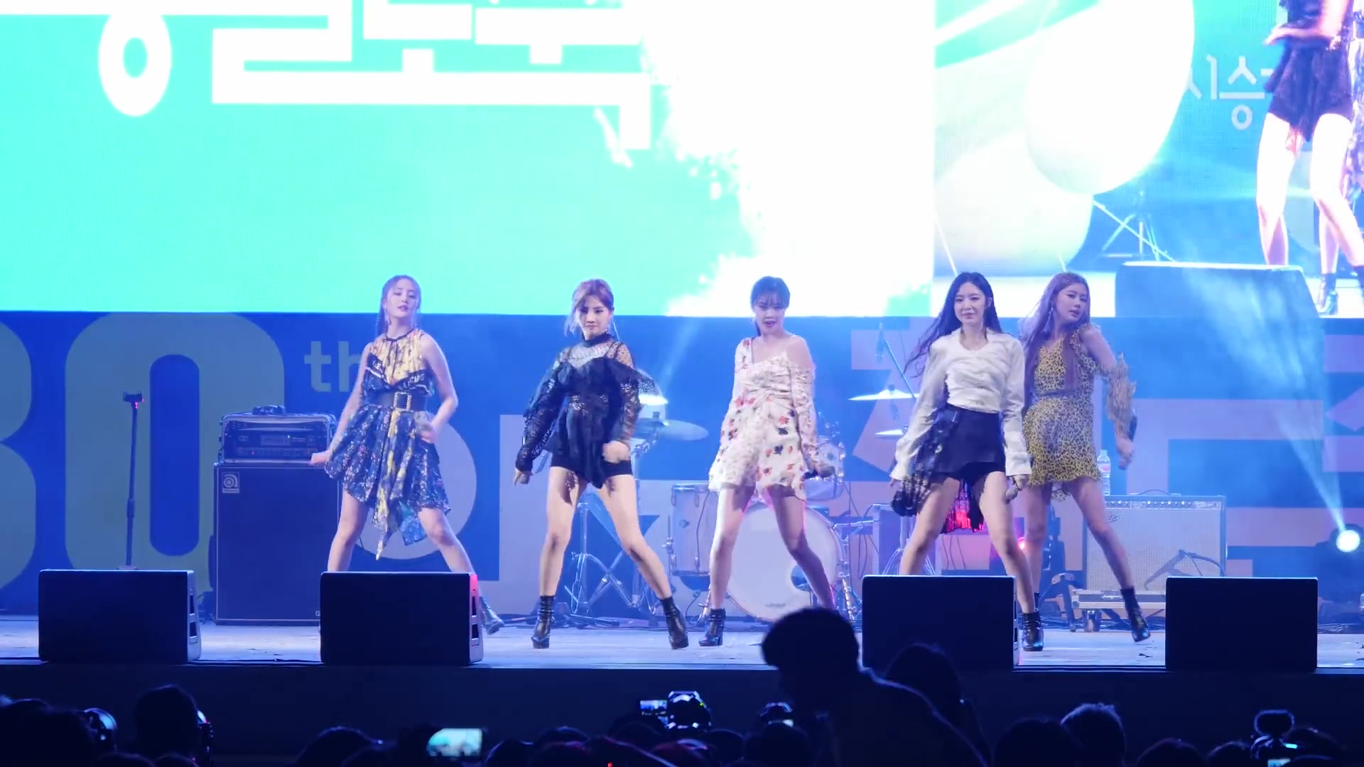 [图]【1080P】(G)I-DLE 190505 庆典演出 舞台合集 (LATATA+MAZE+Senorita+HANN)