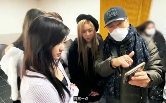 【aespa】男神李秀满亲自指导女儿们的mv拍摄