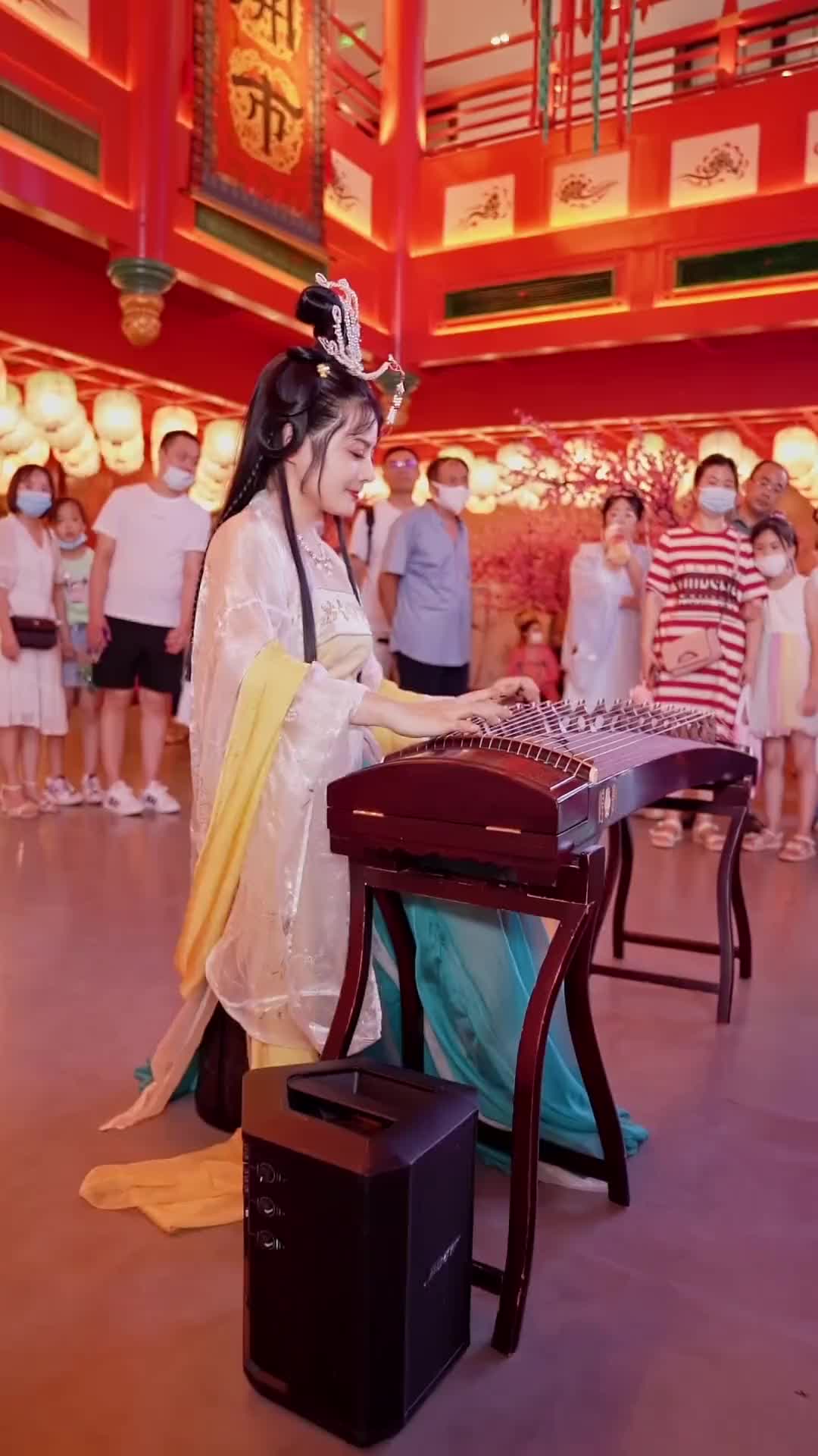 当当当渡情街头古筝夏晚晴