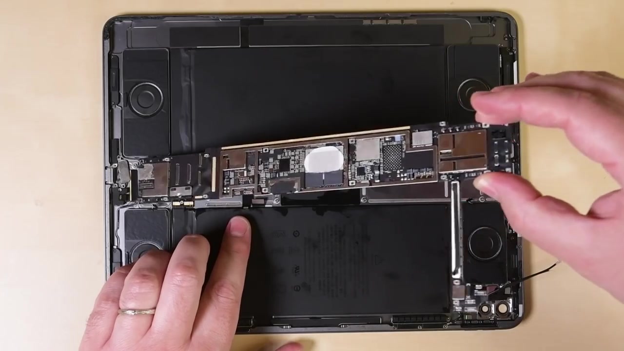 12.9英寸ipad pro 2020拆解