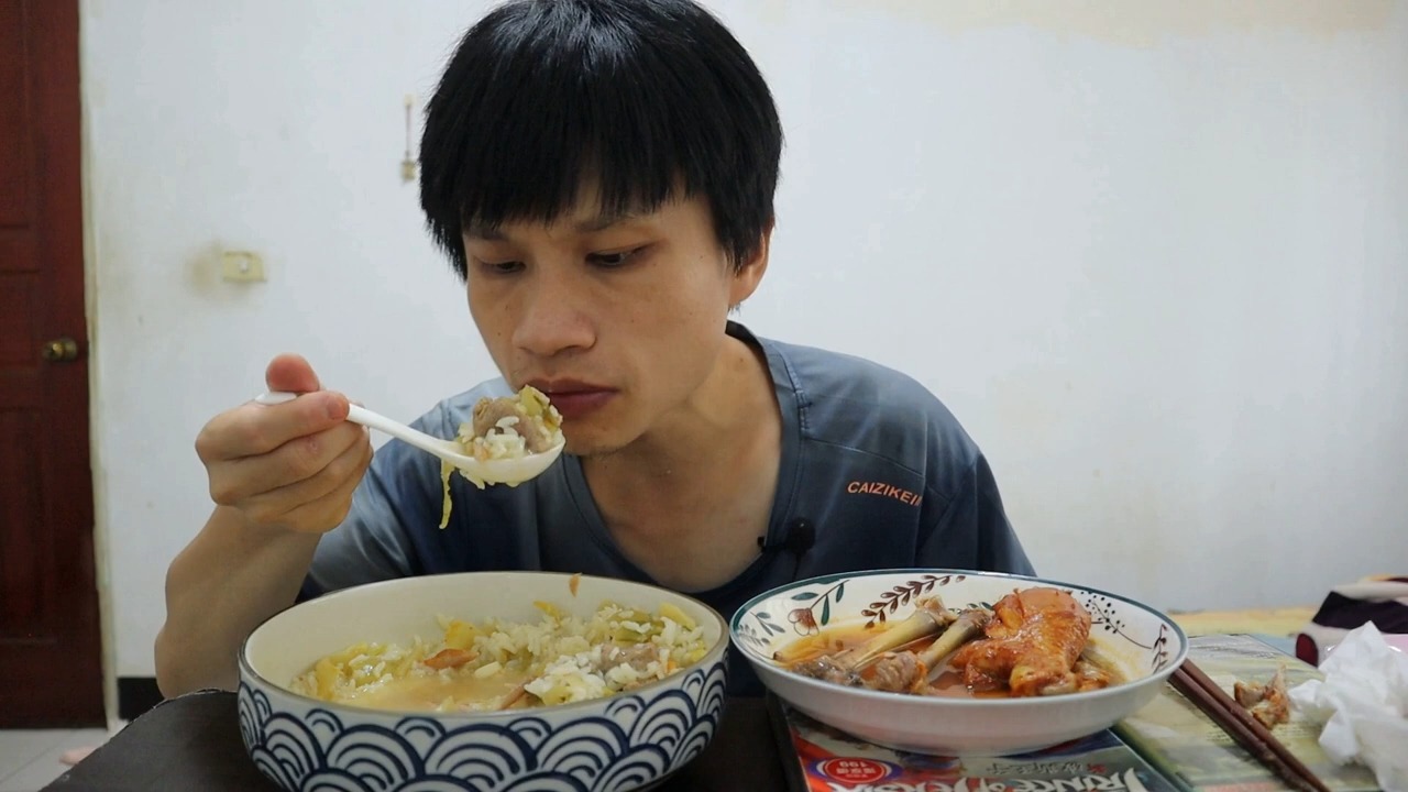 【张胜富】酸菜猪肉汤饭 红烧鸡腿