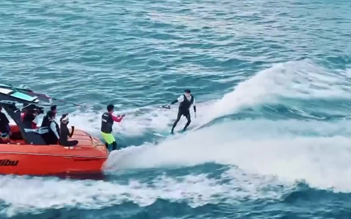 尾波冲浪 六妹尾波 王嘉尔 你们的嘎嘎 呱唧呱唧