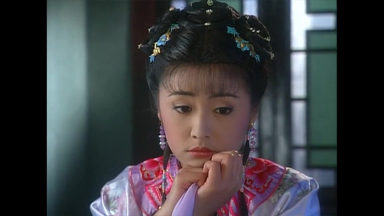 【还珠格格】紫薇‖第一部服装盘点_哔哩哔哩 (゜-゜)つロ 干杯~-bili