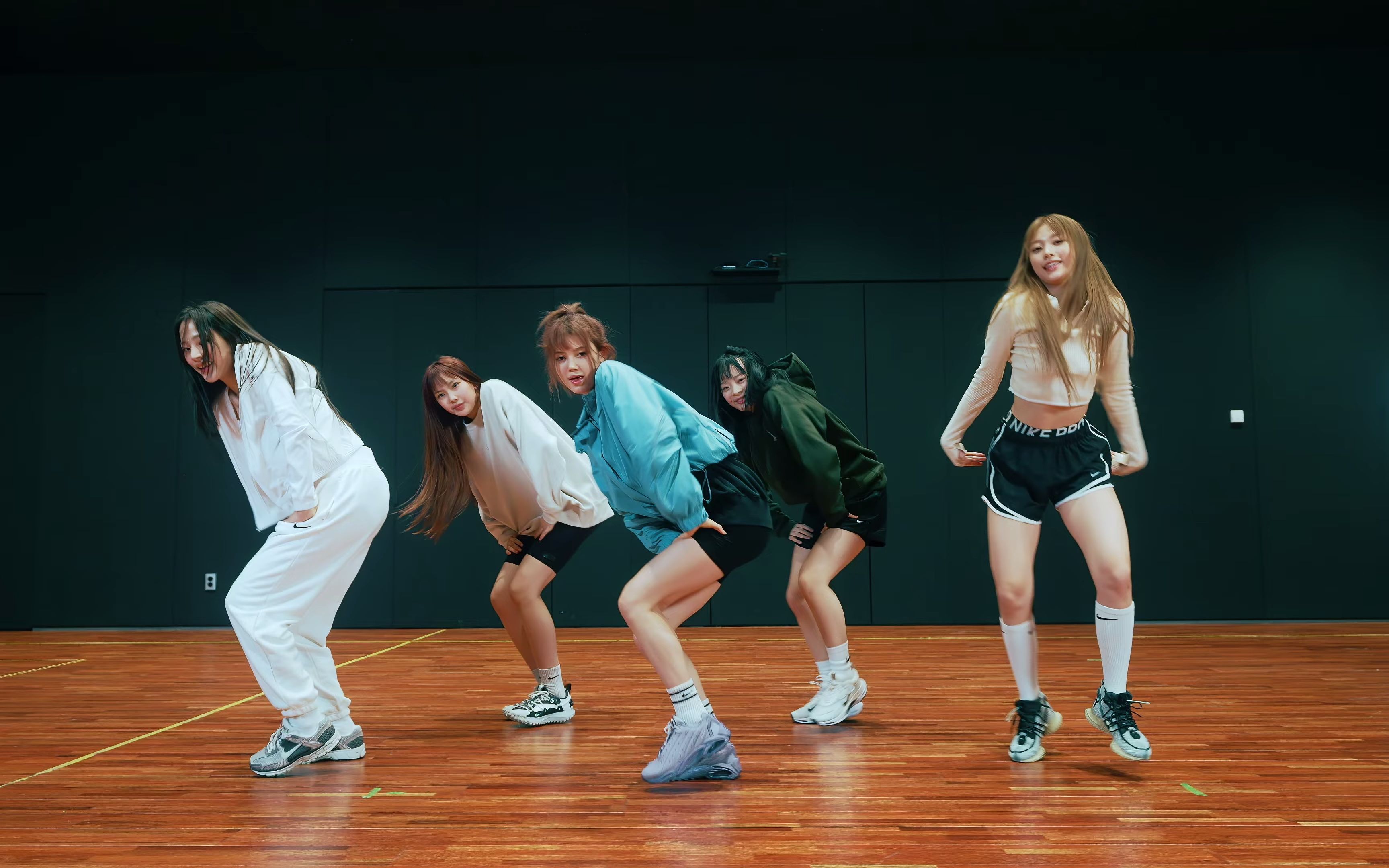 newjeans - 2022 mma dance practice (cookie hype boy attention)