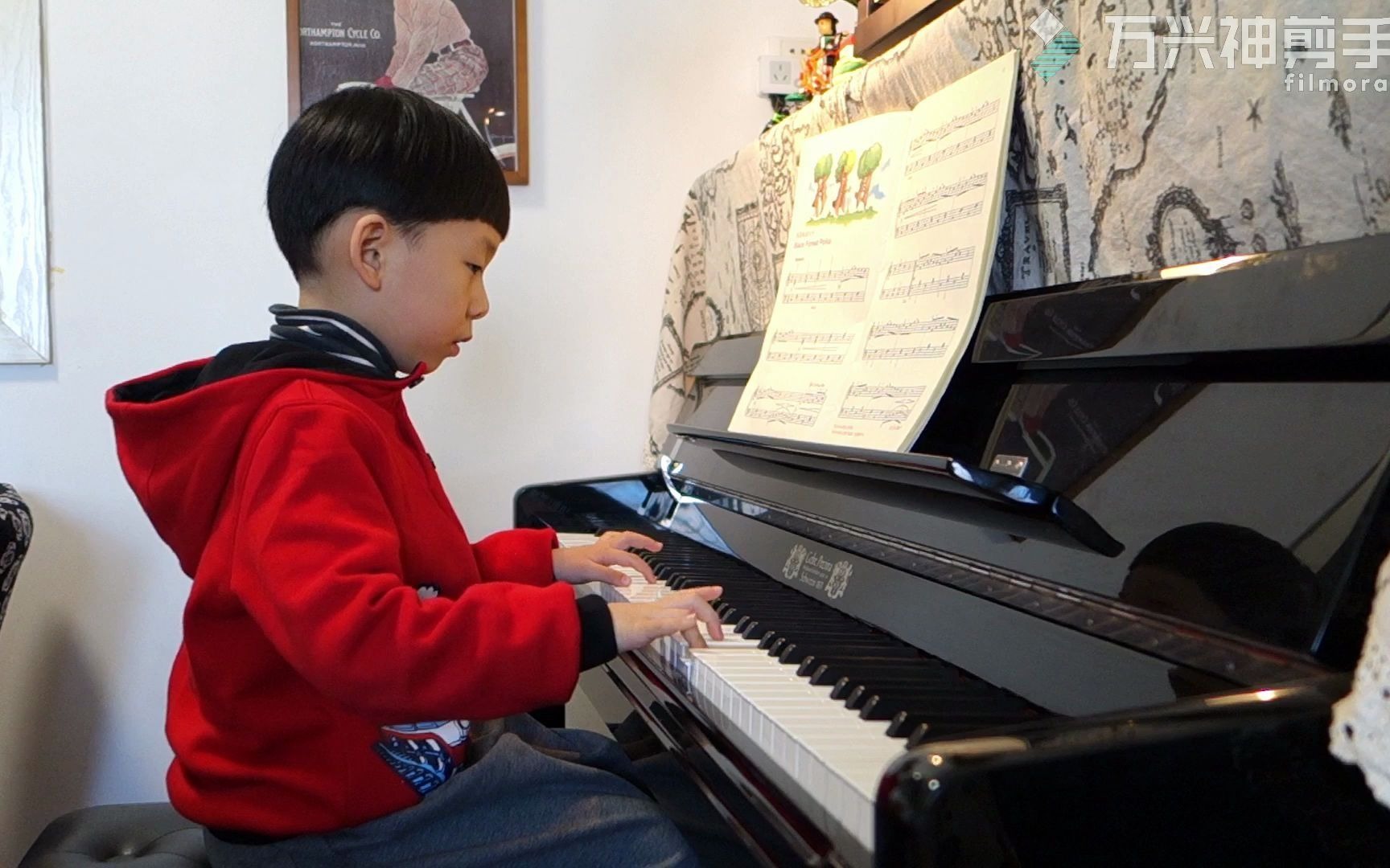 320 《黑森林波尔卡》快乐钢琴基础教程4