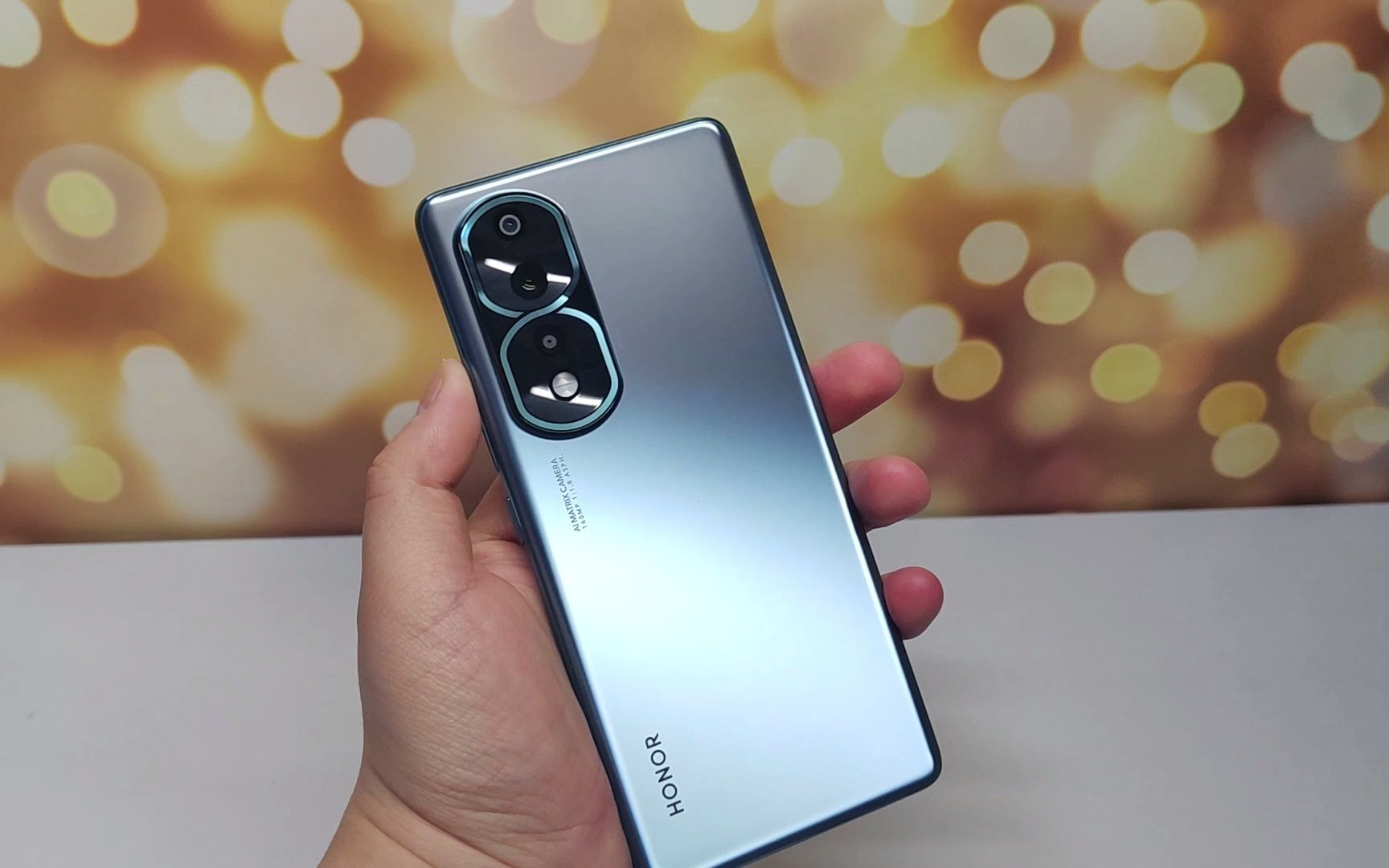 荣耀80 pro直屏版上手体验:颜值不差,性能依旧出众