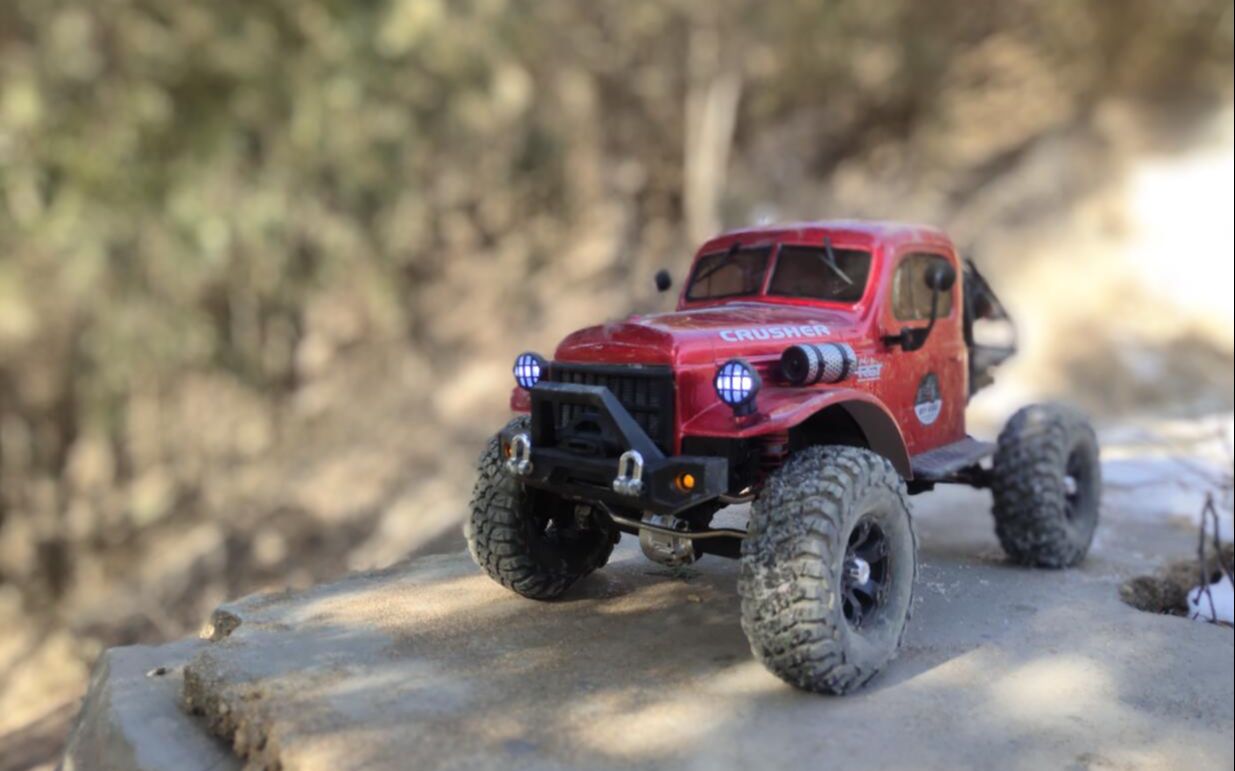 rgt瑞泰ex86181crusher碾压者道奇t234雪中行走和攀爬视频