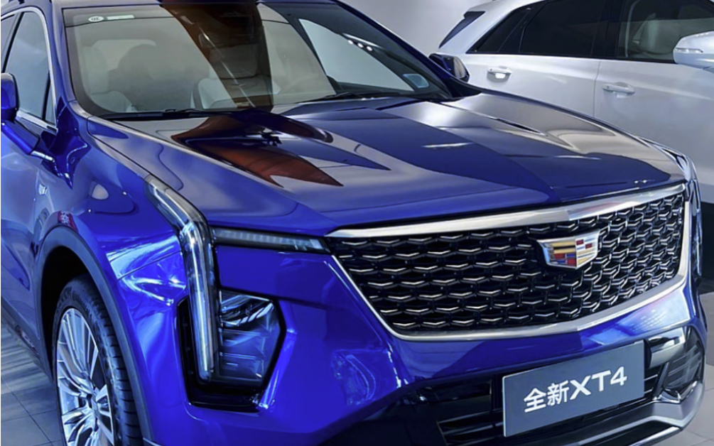 总会遇到属于自己的那束光,或早或晚#凯迪拉克xt4