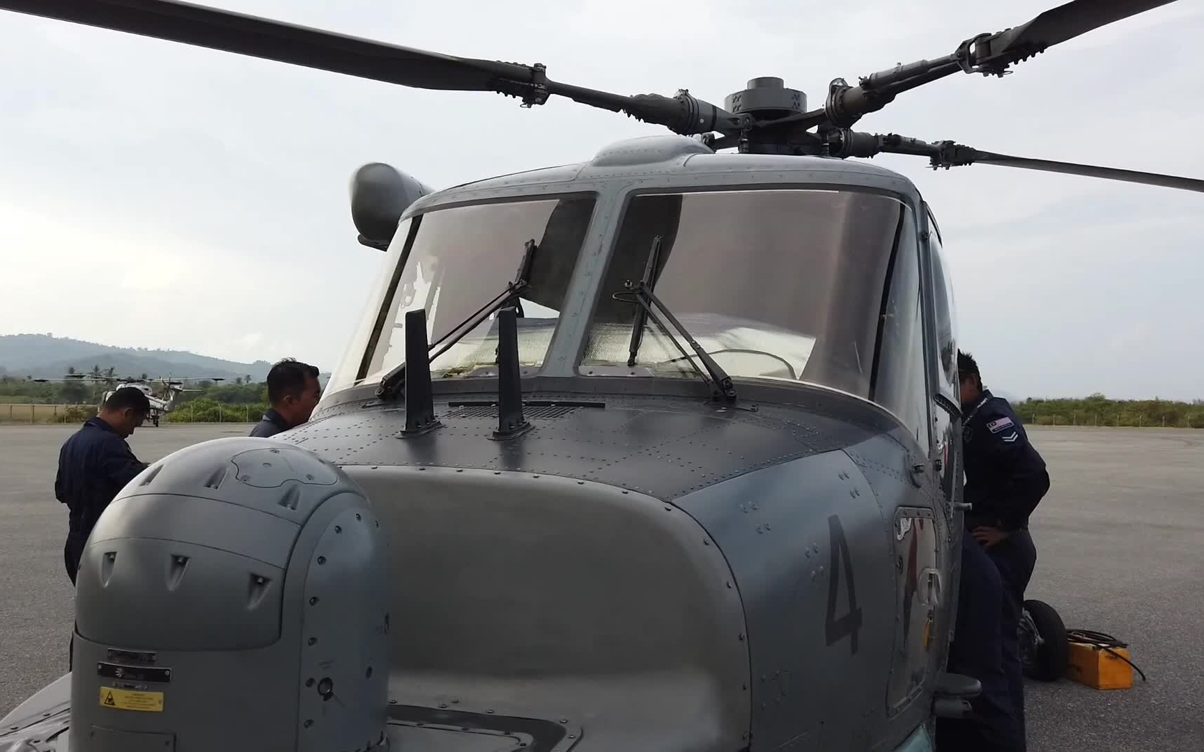 兰卡威航展2019马来西亚皇家海军超级大山猫300型舰载直升机静态展示