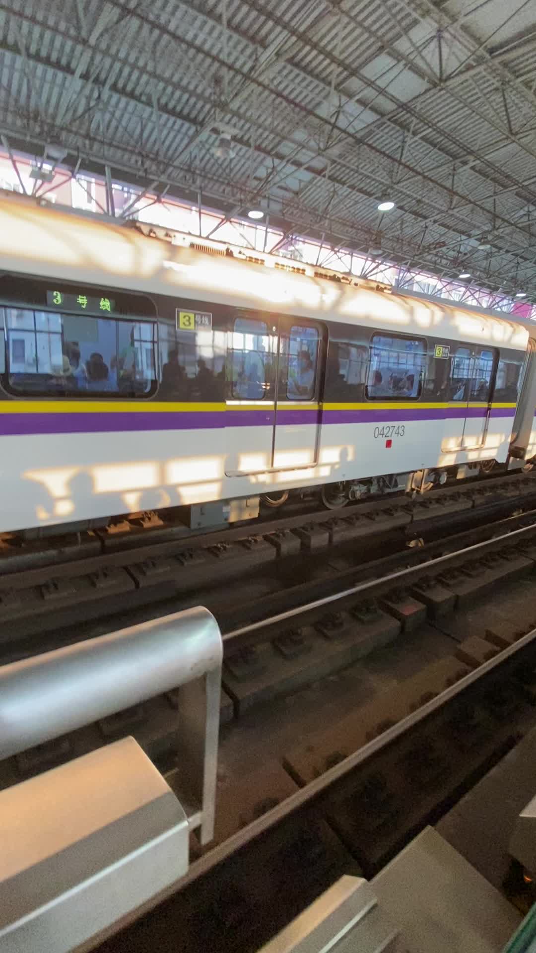 上海地铁3号线叛徒包公镇坪路出站_哔哩哔哩 (゜-゜)つロ 干杯~-bili