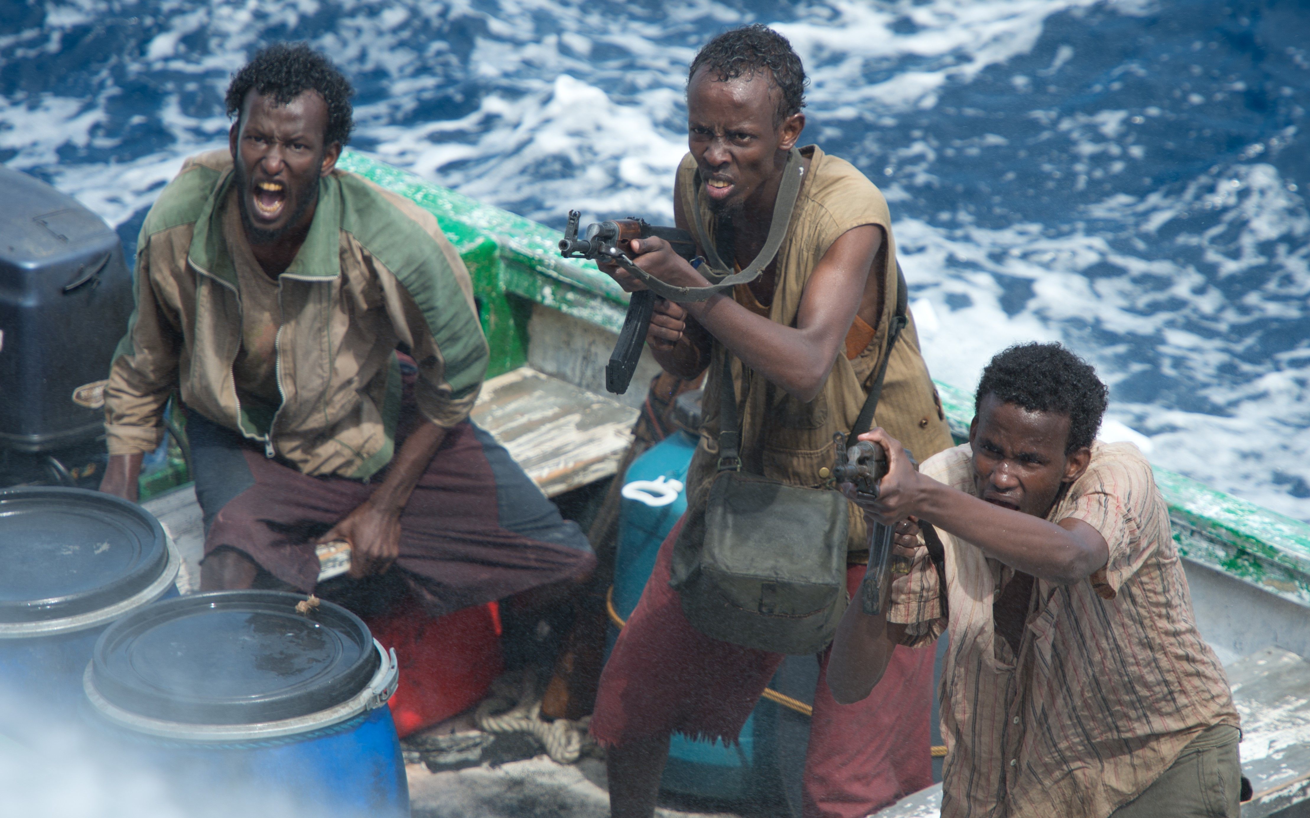 索马里海盗劫持大货轮,张口就要1000万赎金,可惜军队不是软柿子