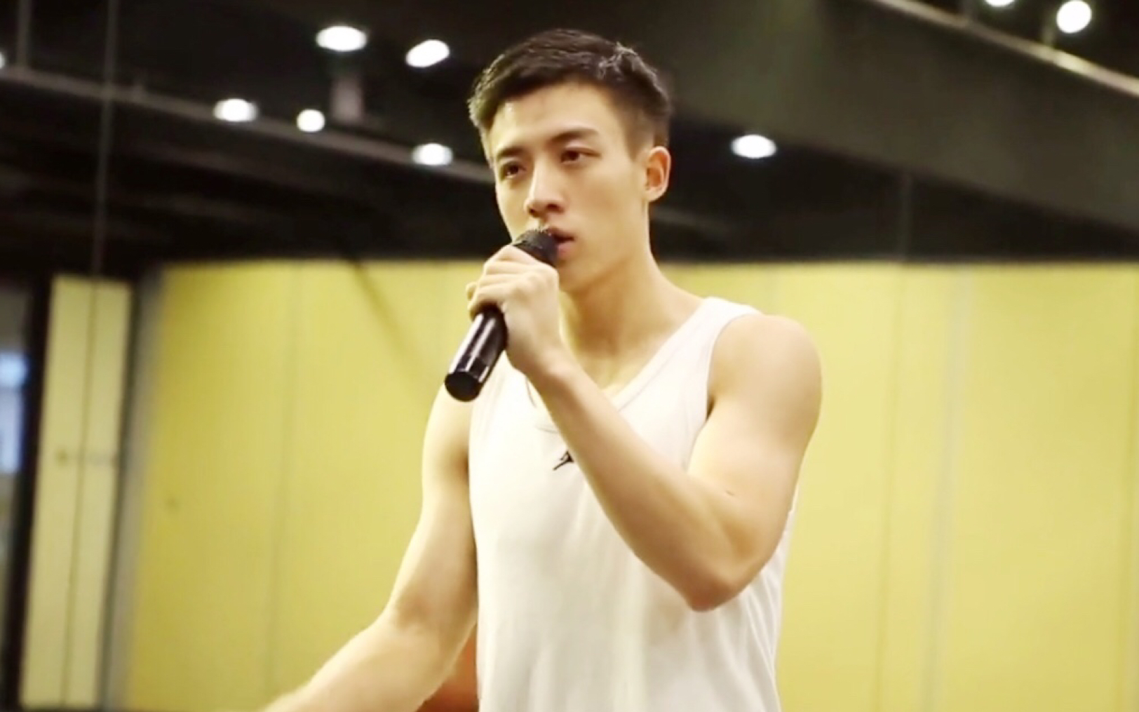 谷嘉诚cut演唱妈妈燃少训练营