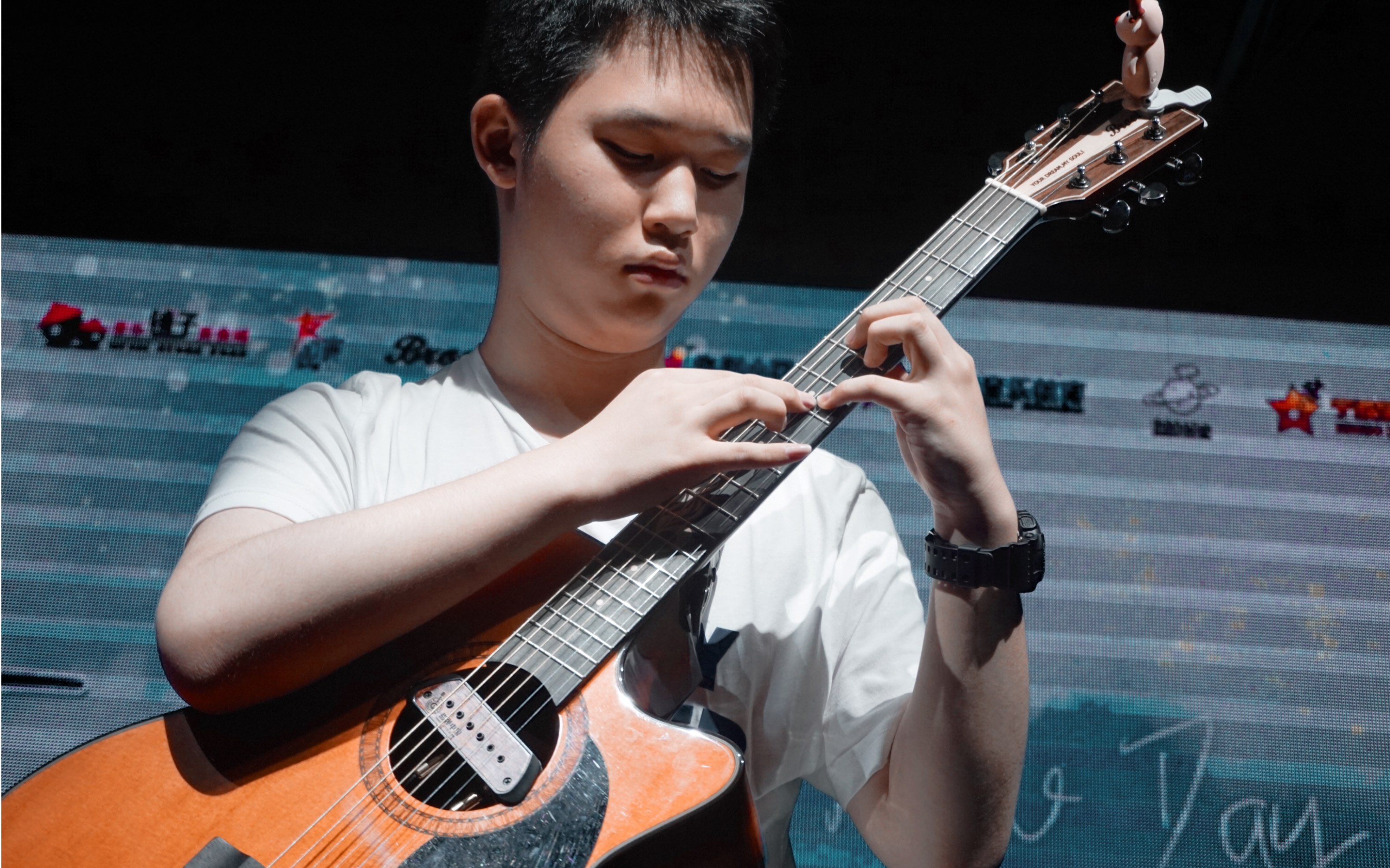 刘嘉卓 2019年8月7日 海口站 首张指弹原创专辑《新的一天》代表曲目