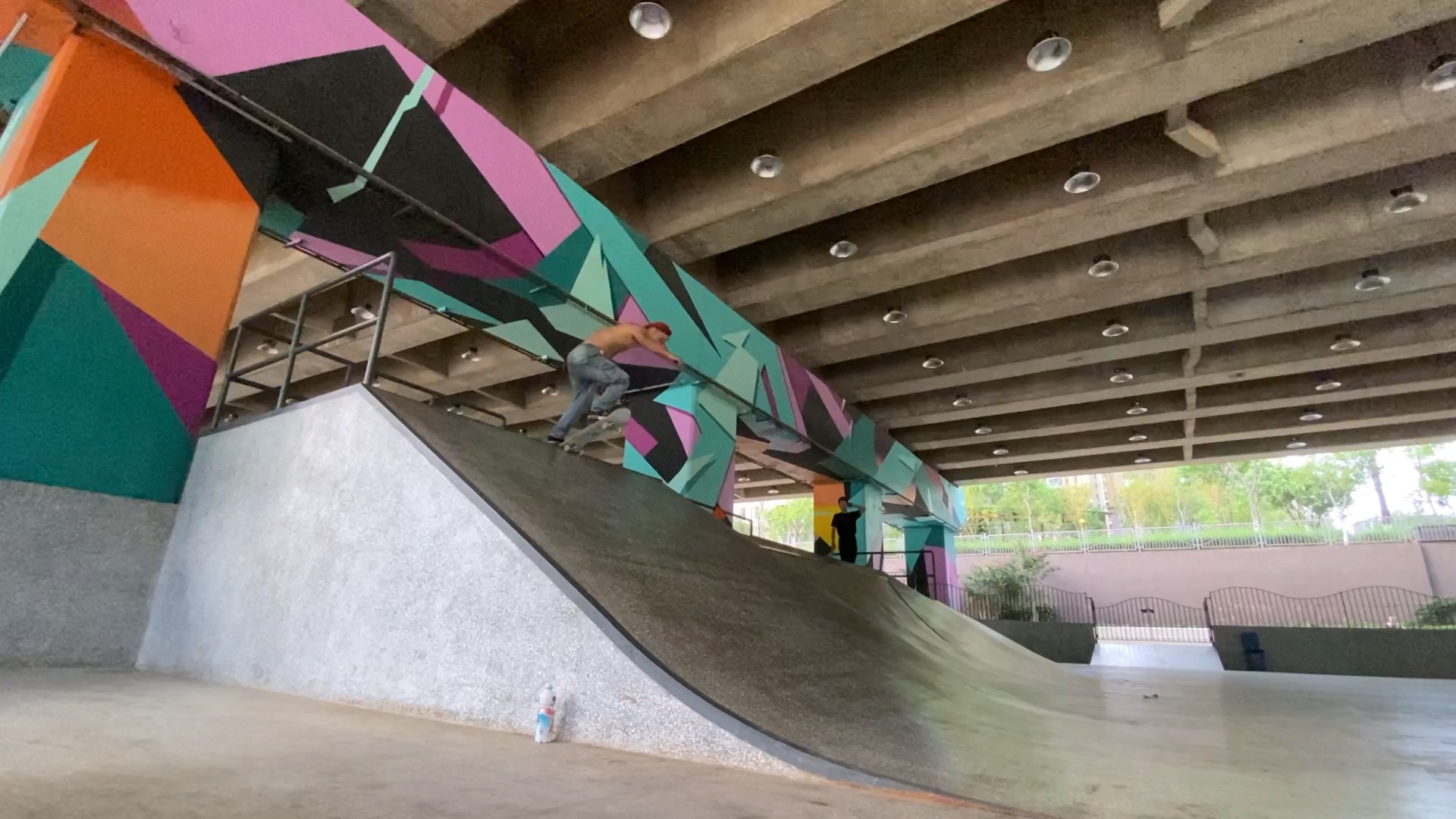 u池滑板#今天下了个2米的u台@安非他_哔哩哔哩_bilibili