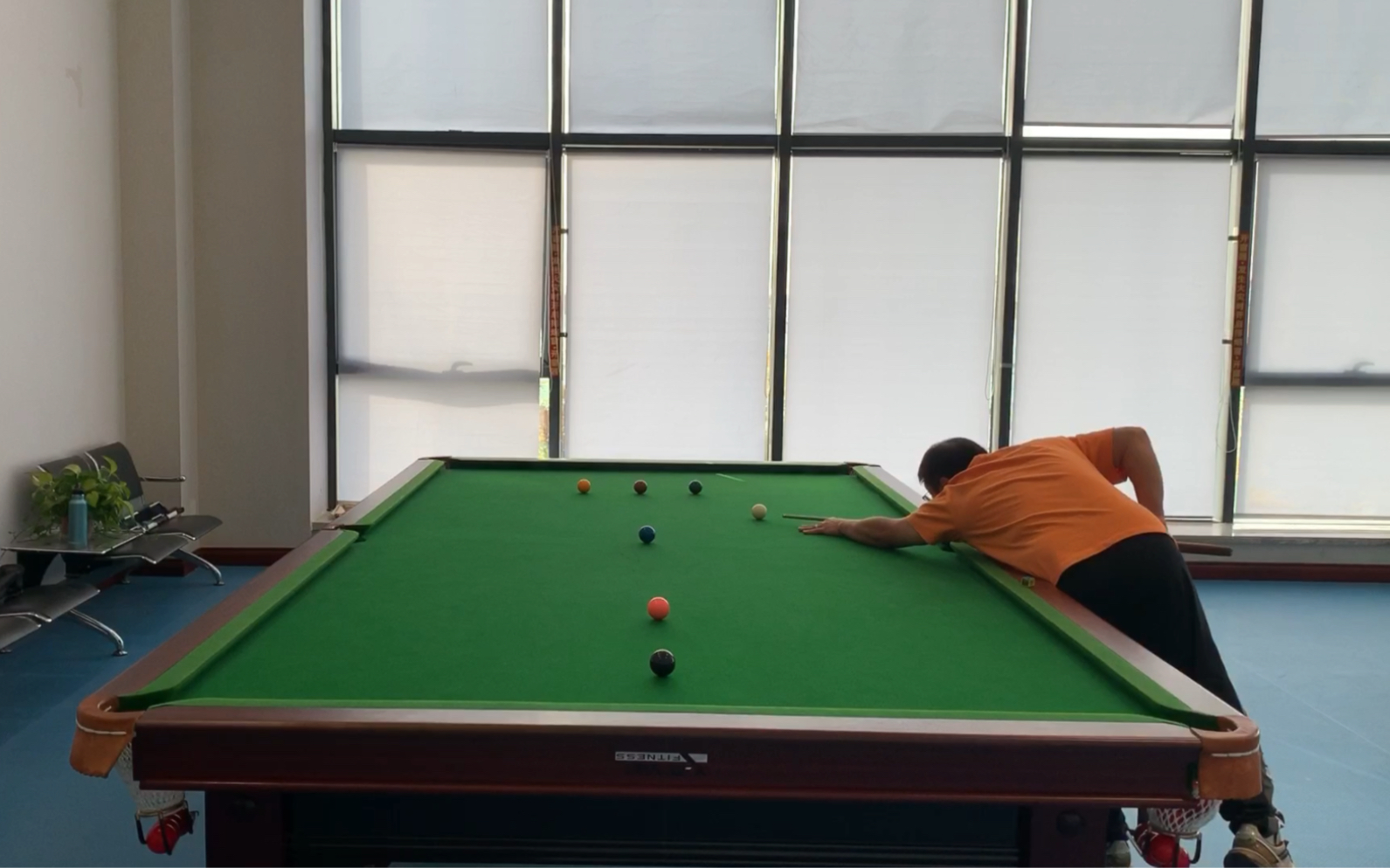 台球小鱼斯诺克清彩球练习(2023.11.4公司台球室)