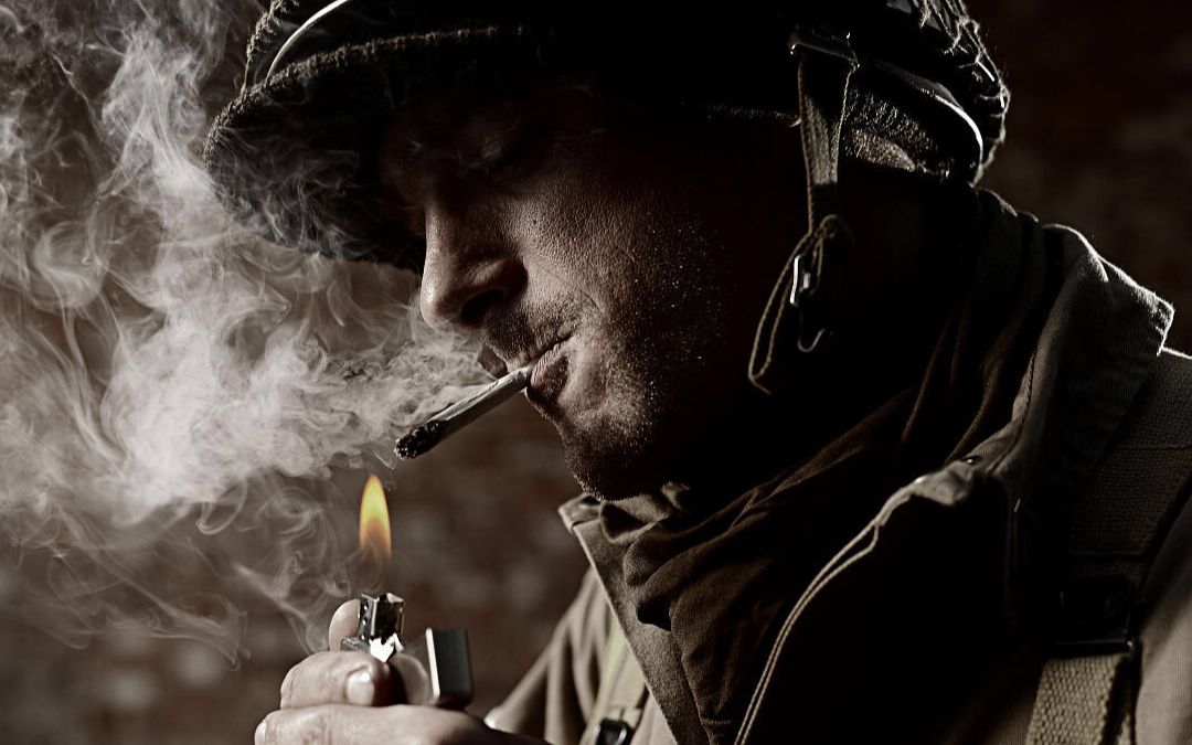 剪自《空战英豪》《父辈的旗帜》《拯救大兵瑞恩》《敦刻尔克》《登陆