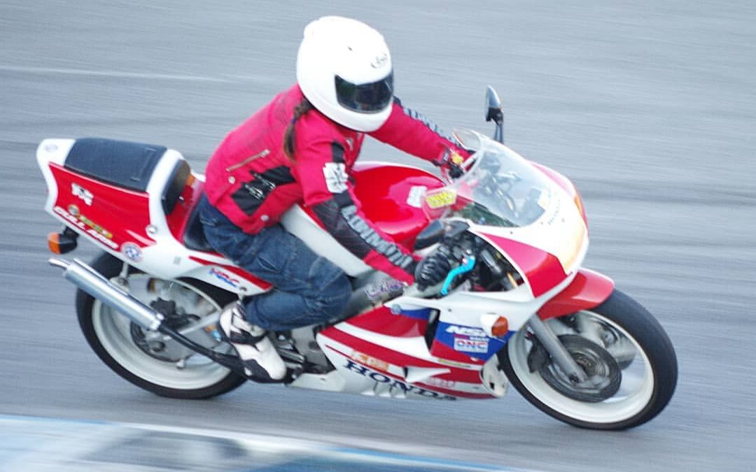 公升双r大战迷你钢炮nsr80