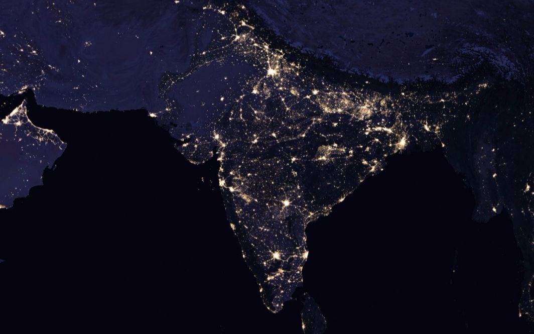 nasa发布全球夜间灯光图印度灯光比中国还亮这是为啥