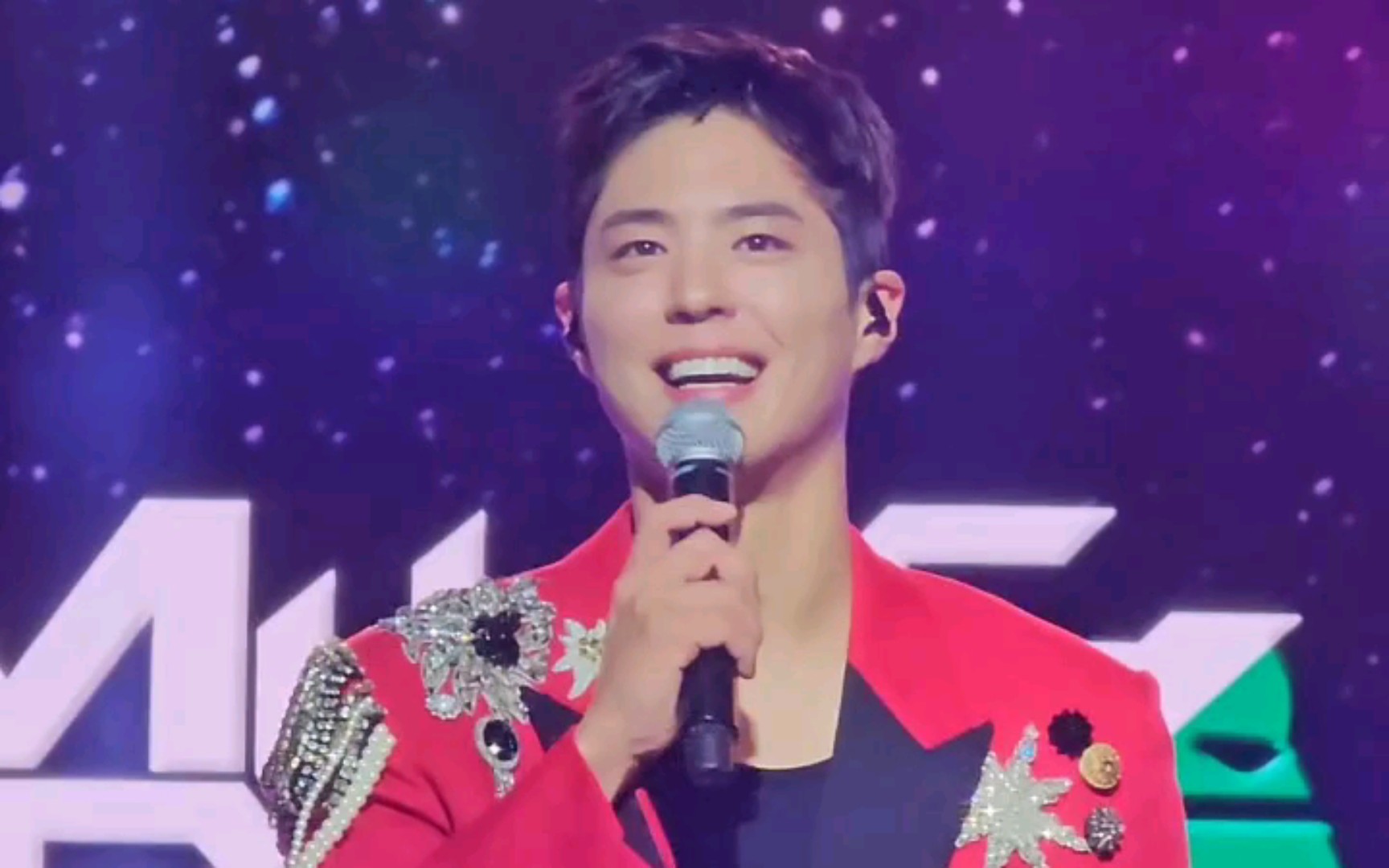 20231023 朴宝剑音银in墨西哥高清直拍,帅气火热的银行长