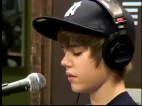 [图]Justin Bieber Where Are You Now_2009