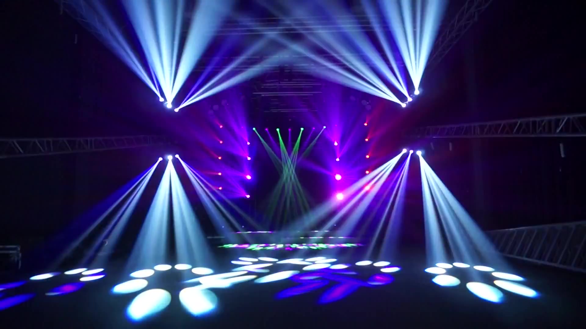 88台230w光束灯打造的灯光秀