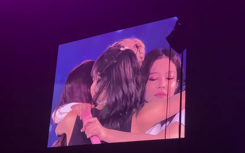 blackpink团魂炸裂暴风哭泣现场