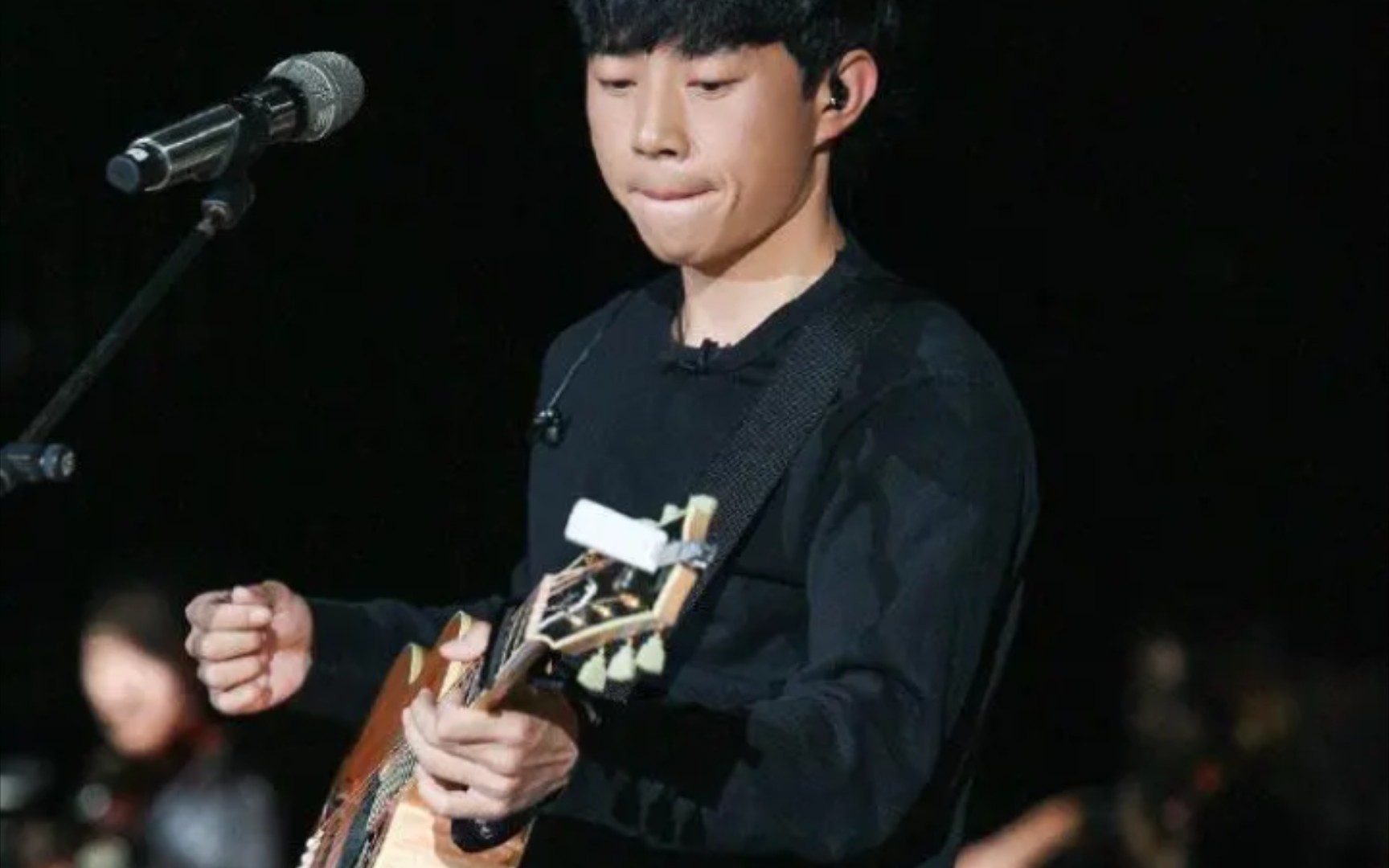 画——赵雷,38寸sj200parlor 刺猬