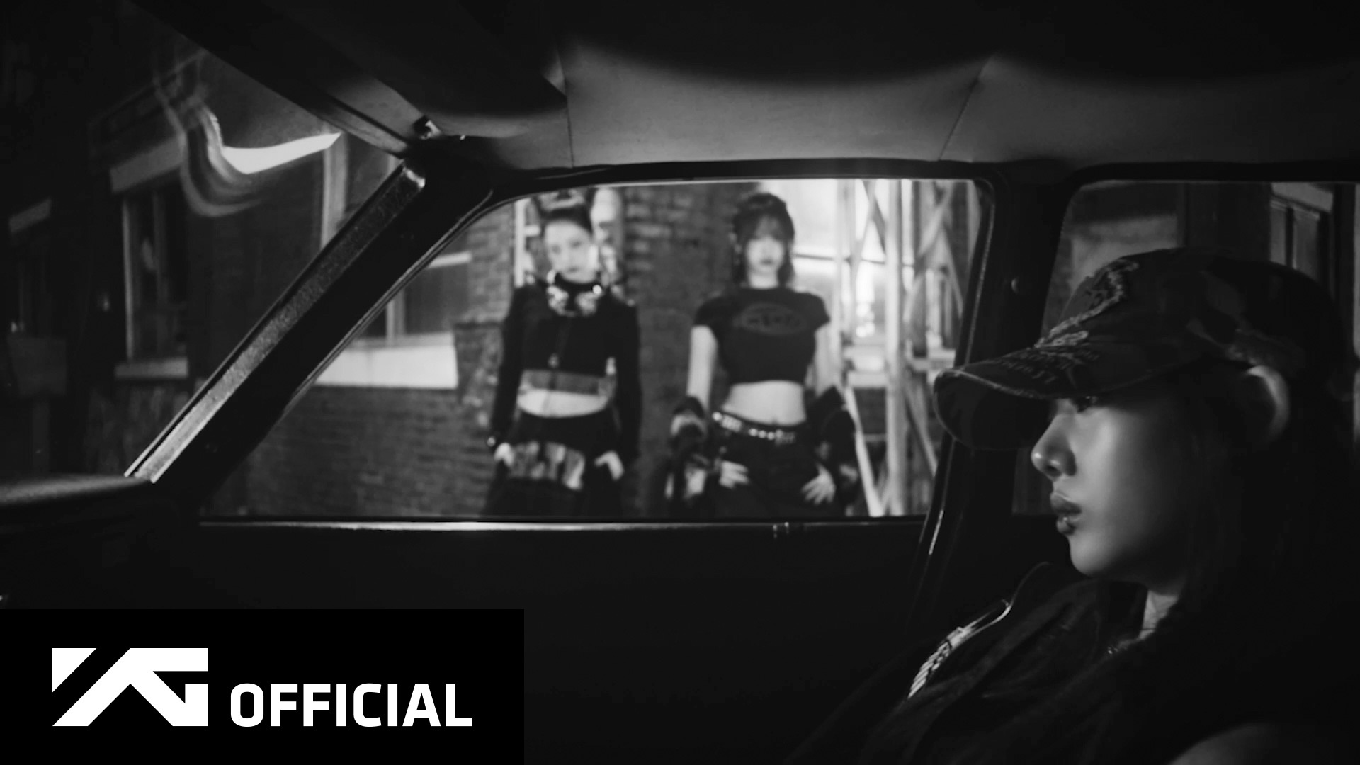 [图]BABYMONSTER - 'CLIK CLAK' M/V