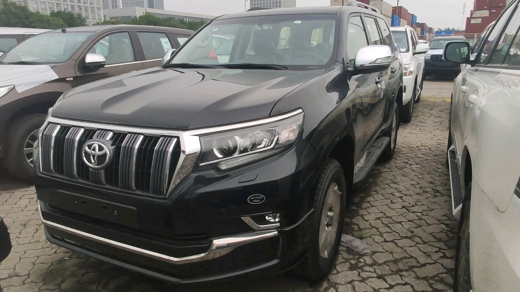 丰田霸道4000vx高配有什么配置 值得入手吗?_哔哩哔哩_bilibili