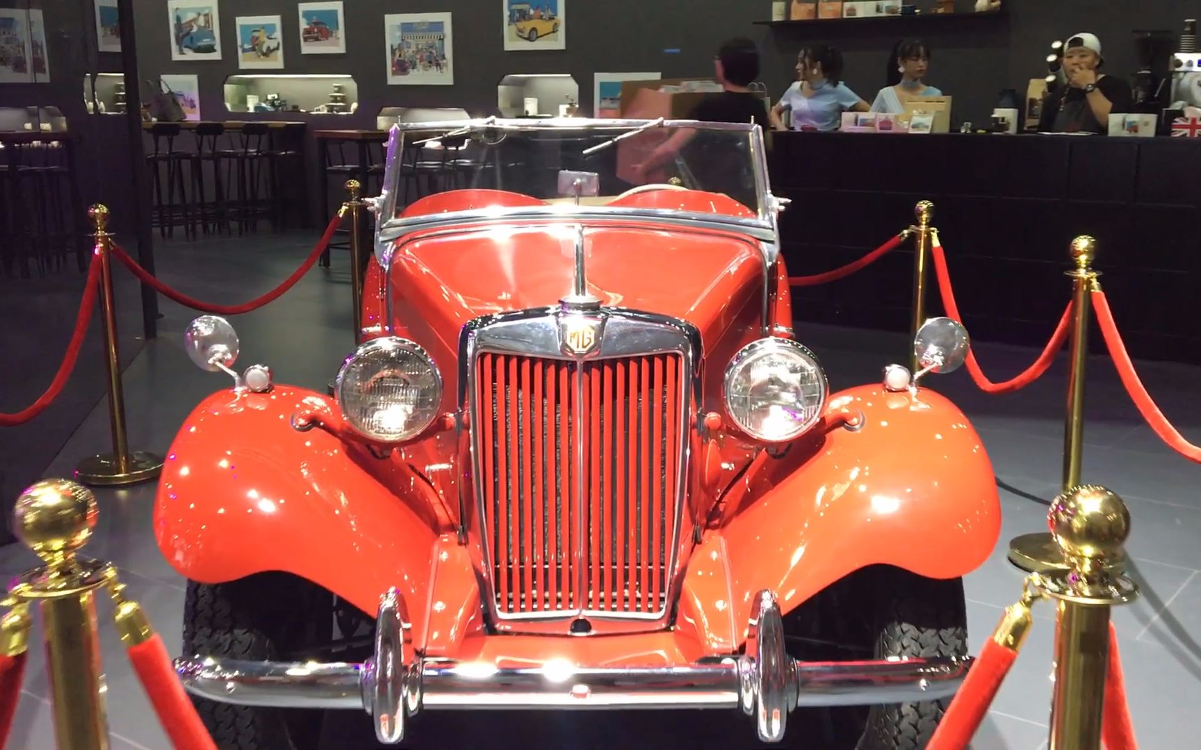 2019广州车展 名爵收藏版古董车惹人注目