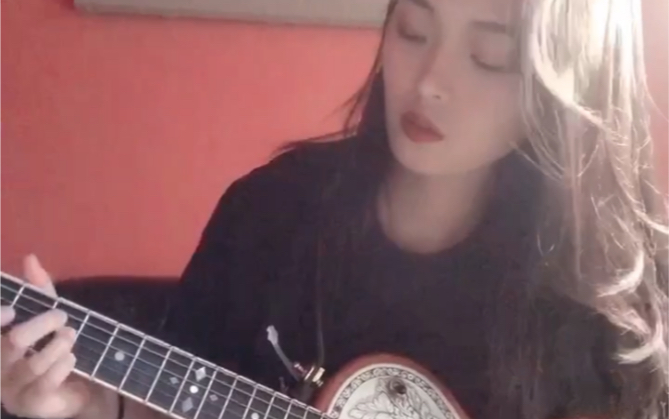 [图]五月天-【夜访吸血鬼】完整版lead guitar cover 一直特别喜欢吸血鬼 女巫 等并不正派的题材