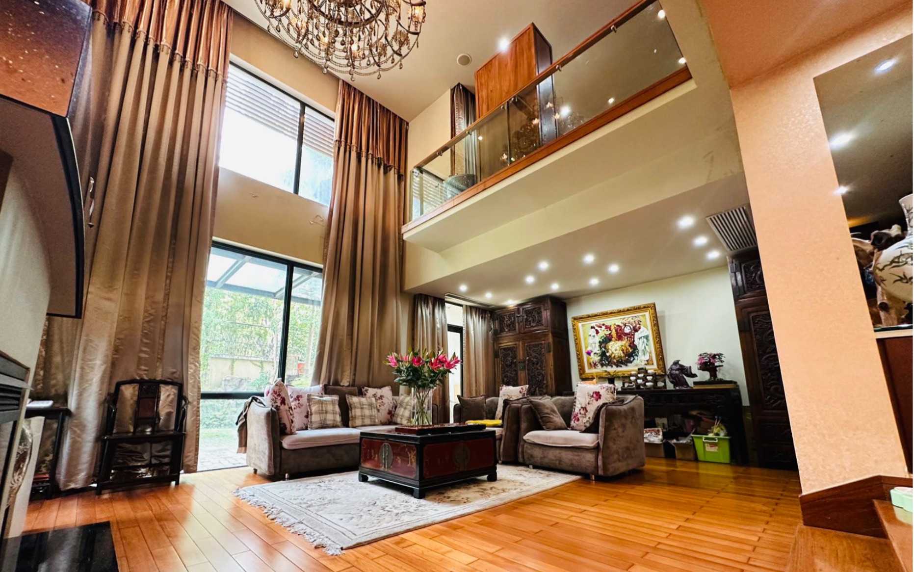 上海买房 #高性价比好房 #实景拍摄带你看房 #银都名墅 #虹山半岛别墅