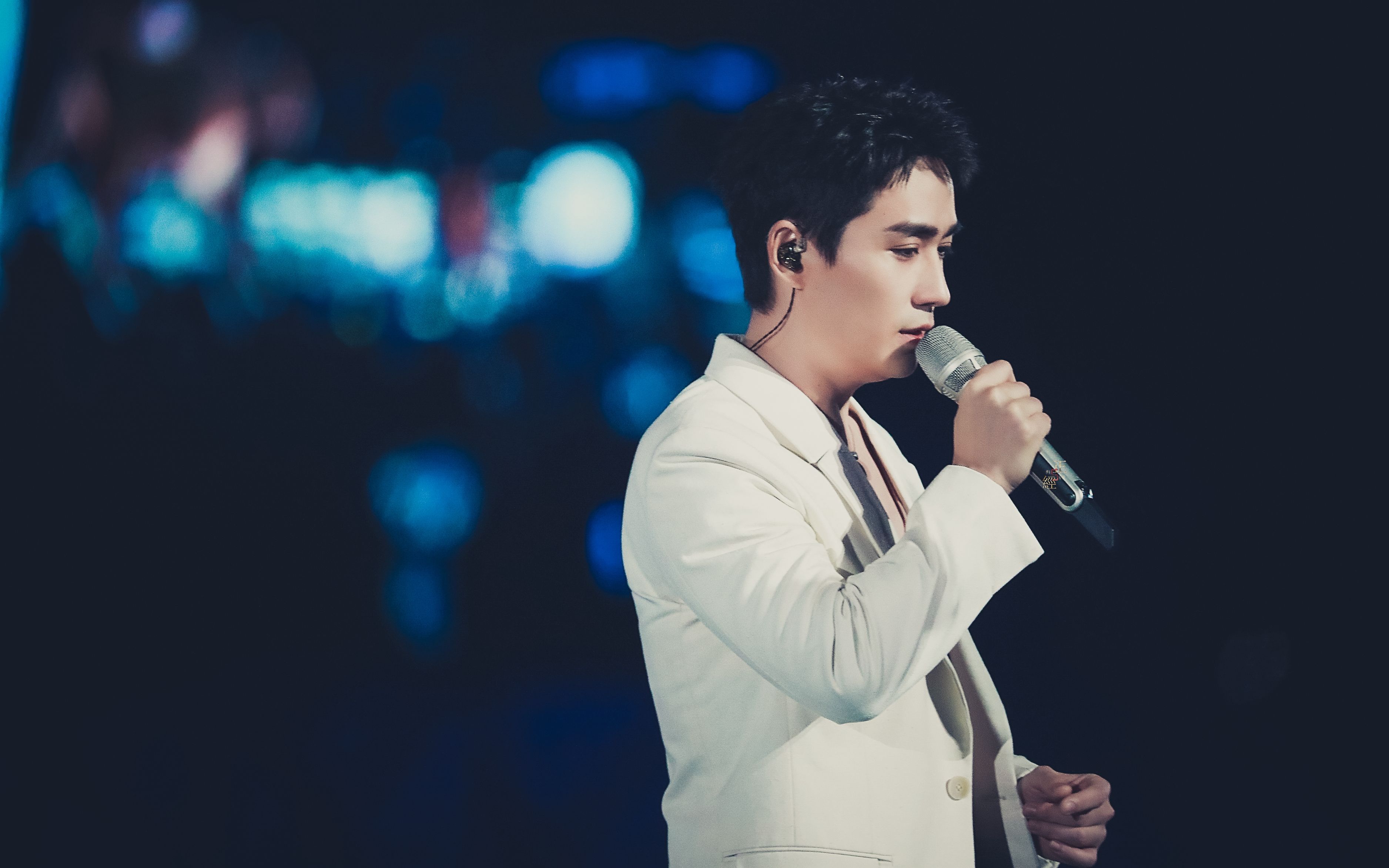 【朱一龙】20201231湖南卫视跨年演唱会《后会无期》&《保重》饭拍