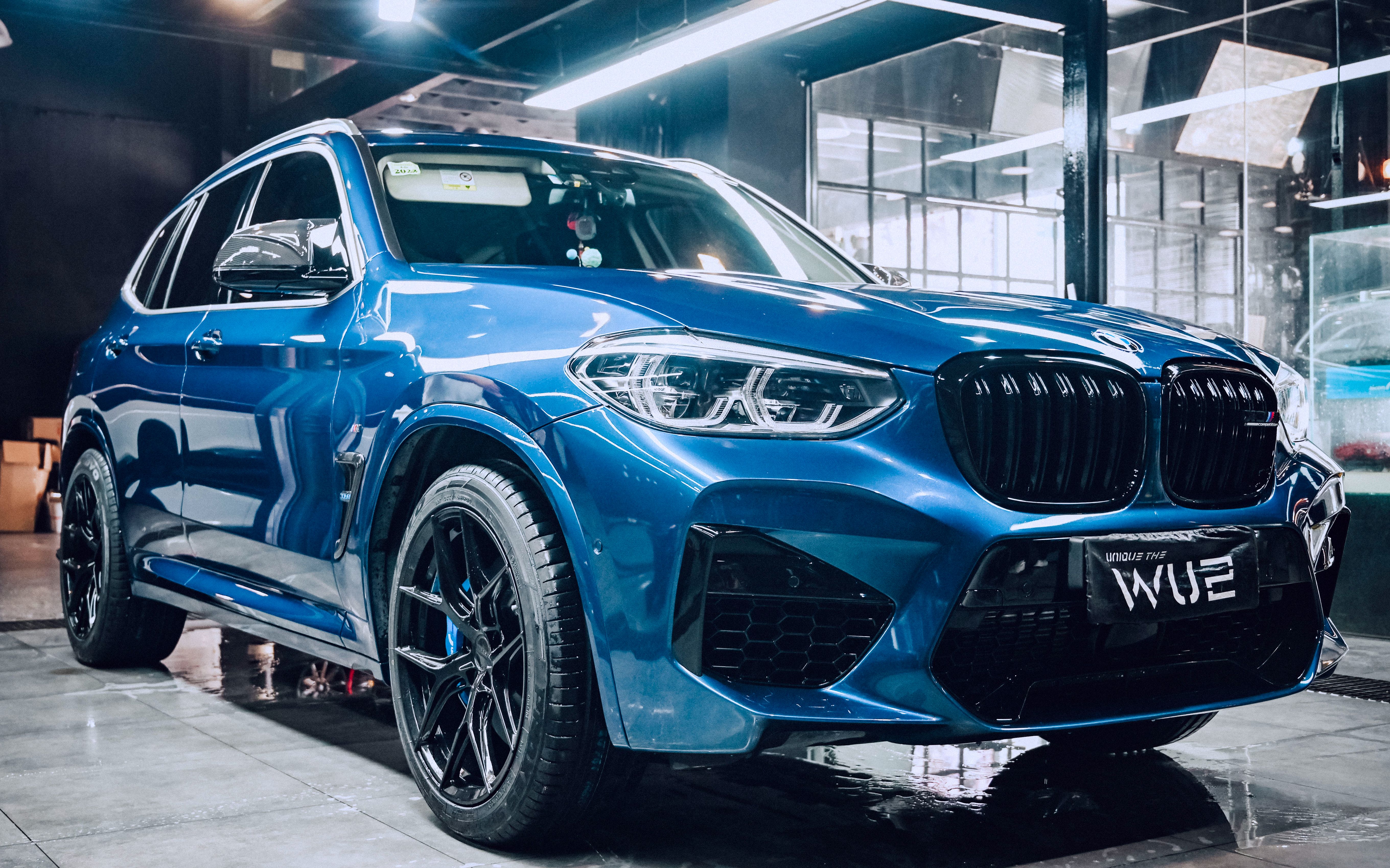 苏州无二汽车贴膜丨宝马x3升级轮毂,alcon刹车,卡布尔套件,排气