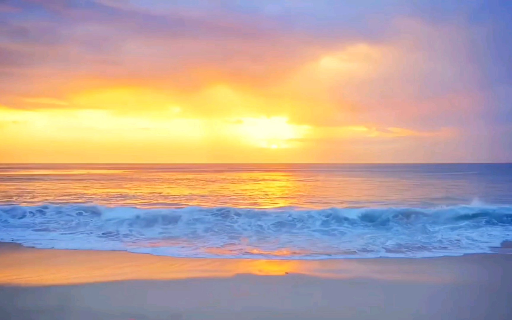 在晚风印下一片唇,吻住夕阳与黄昏